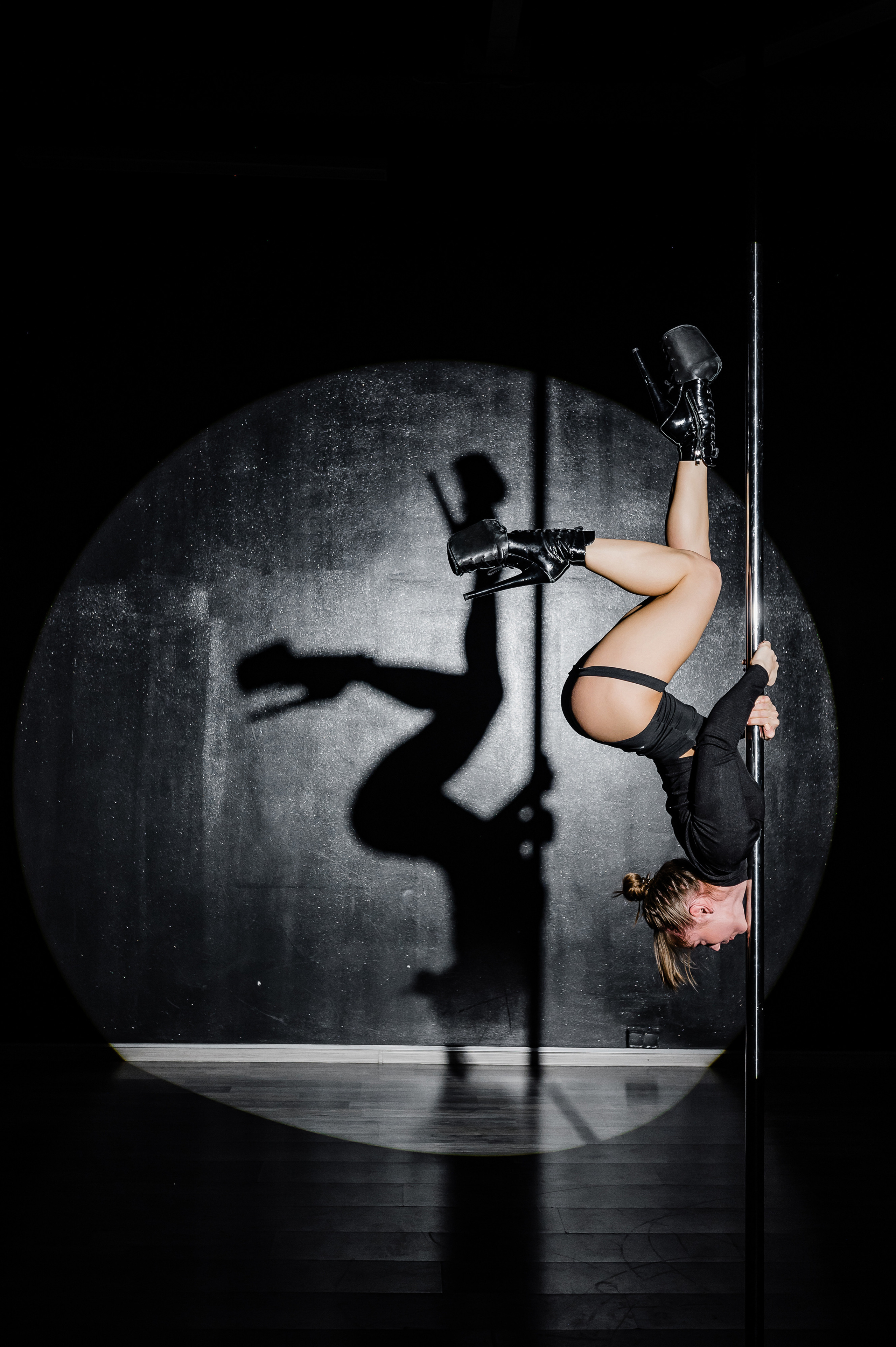 Full Moon в SkyPole. DariaRock / Фотограф Екатеринбург