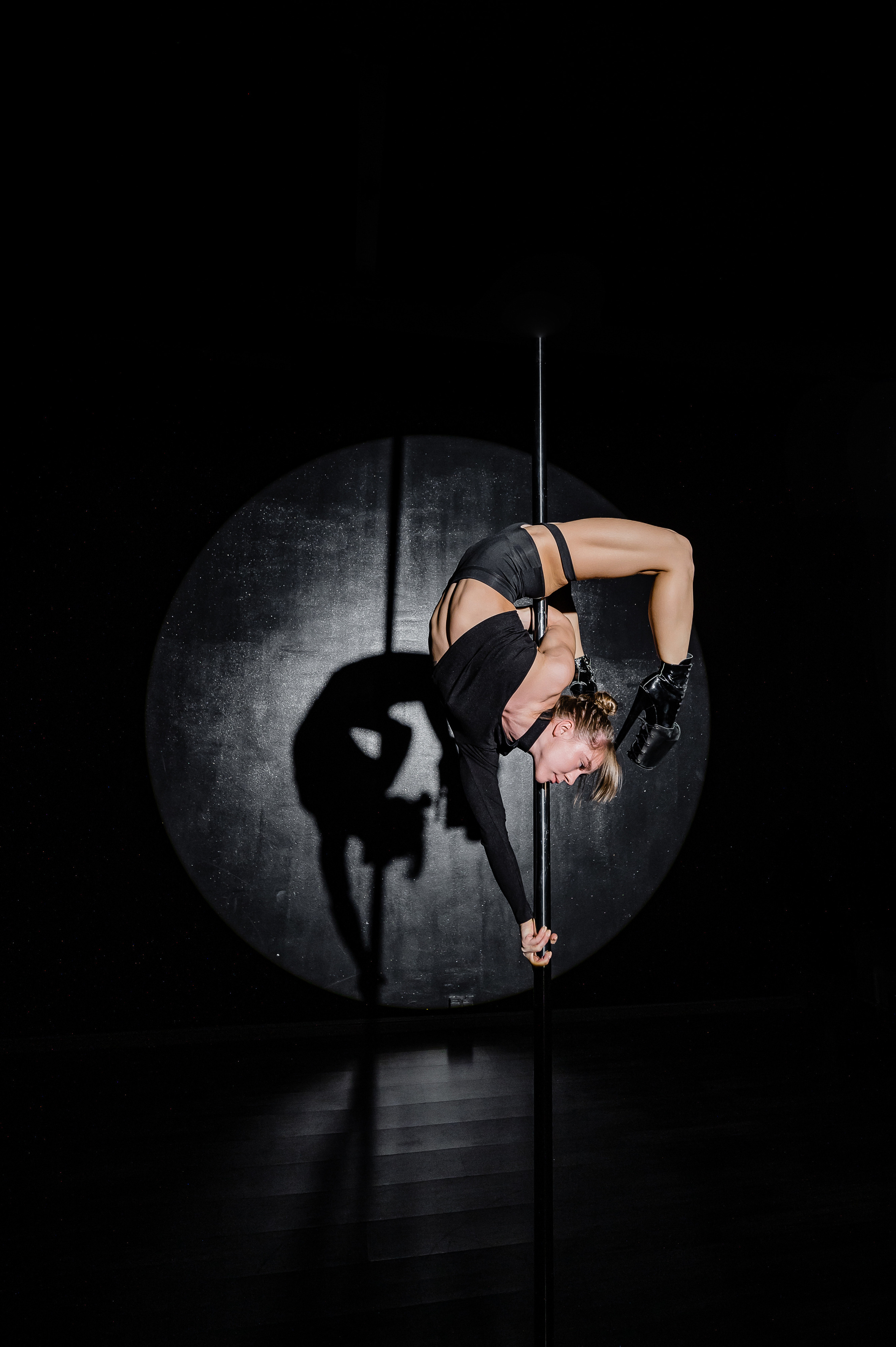 Full Moon в SkyPole. DariaRock / Фотограф Екатеринбург