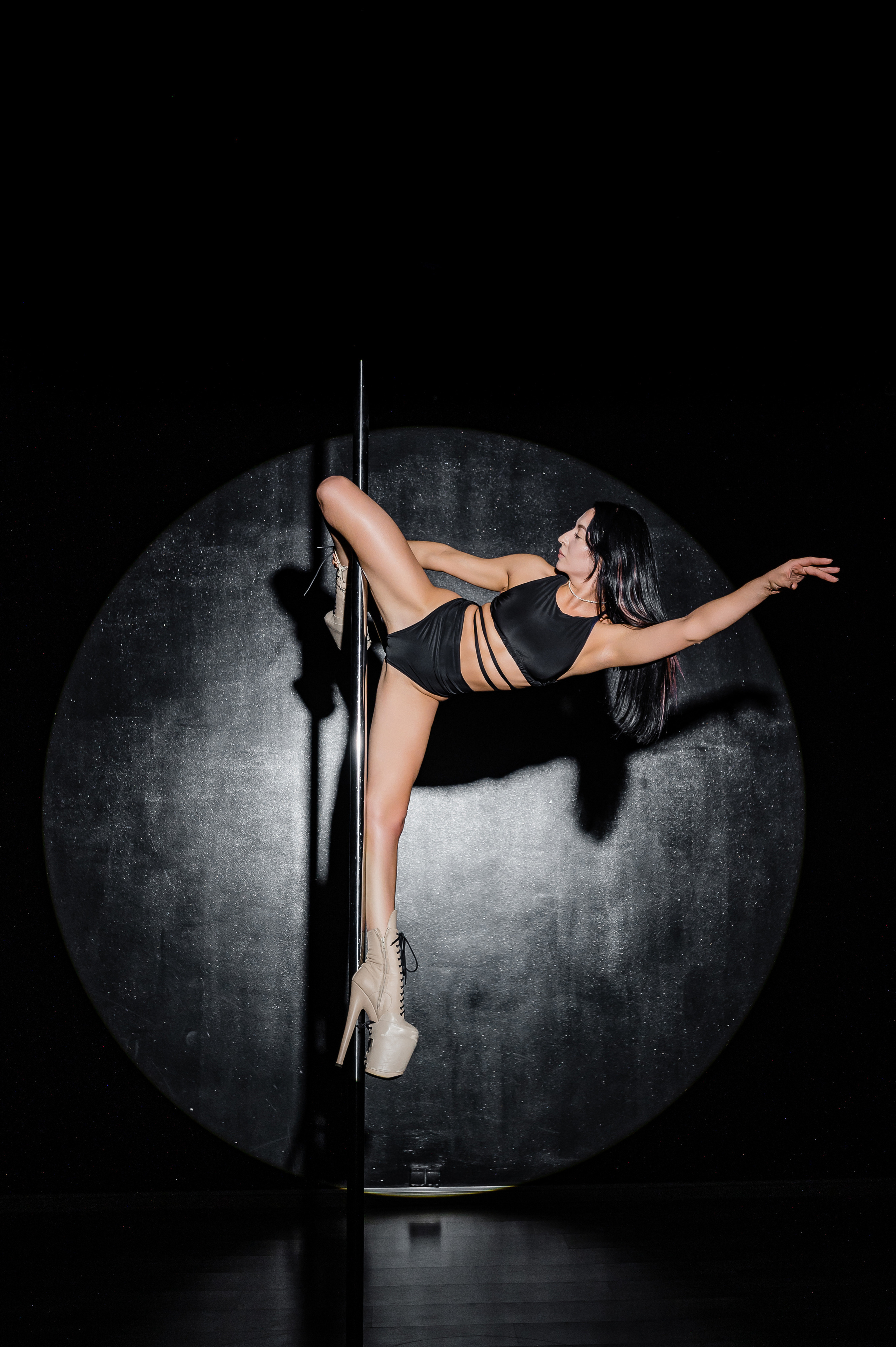 Full Moon в SkyPole. DariaRock / Фотограф Екатеринбург