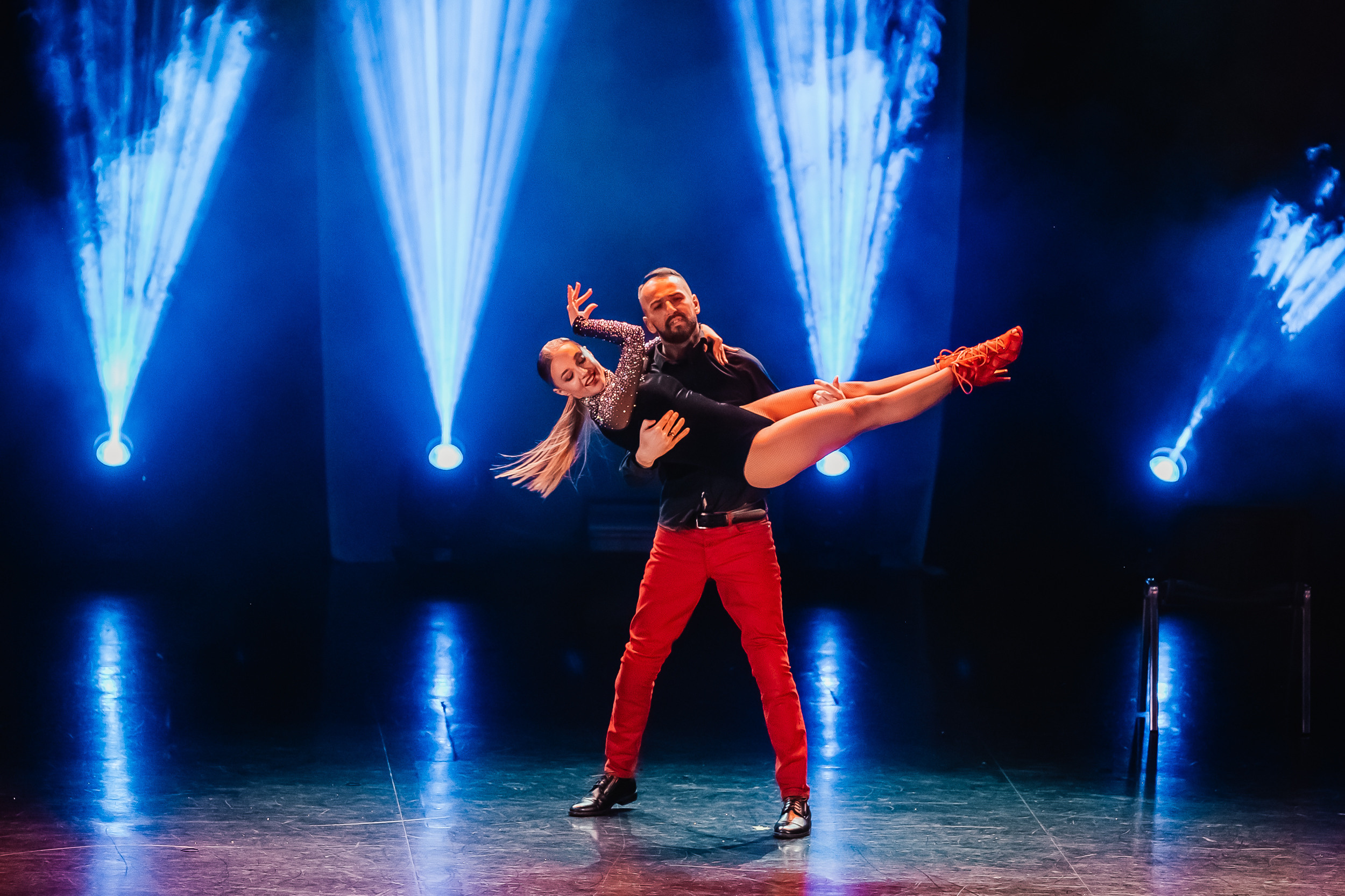 Танцевальное шоу «Контрасты». DariaRock / Фотограф Екатеринбург