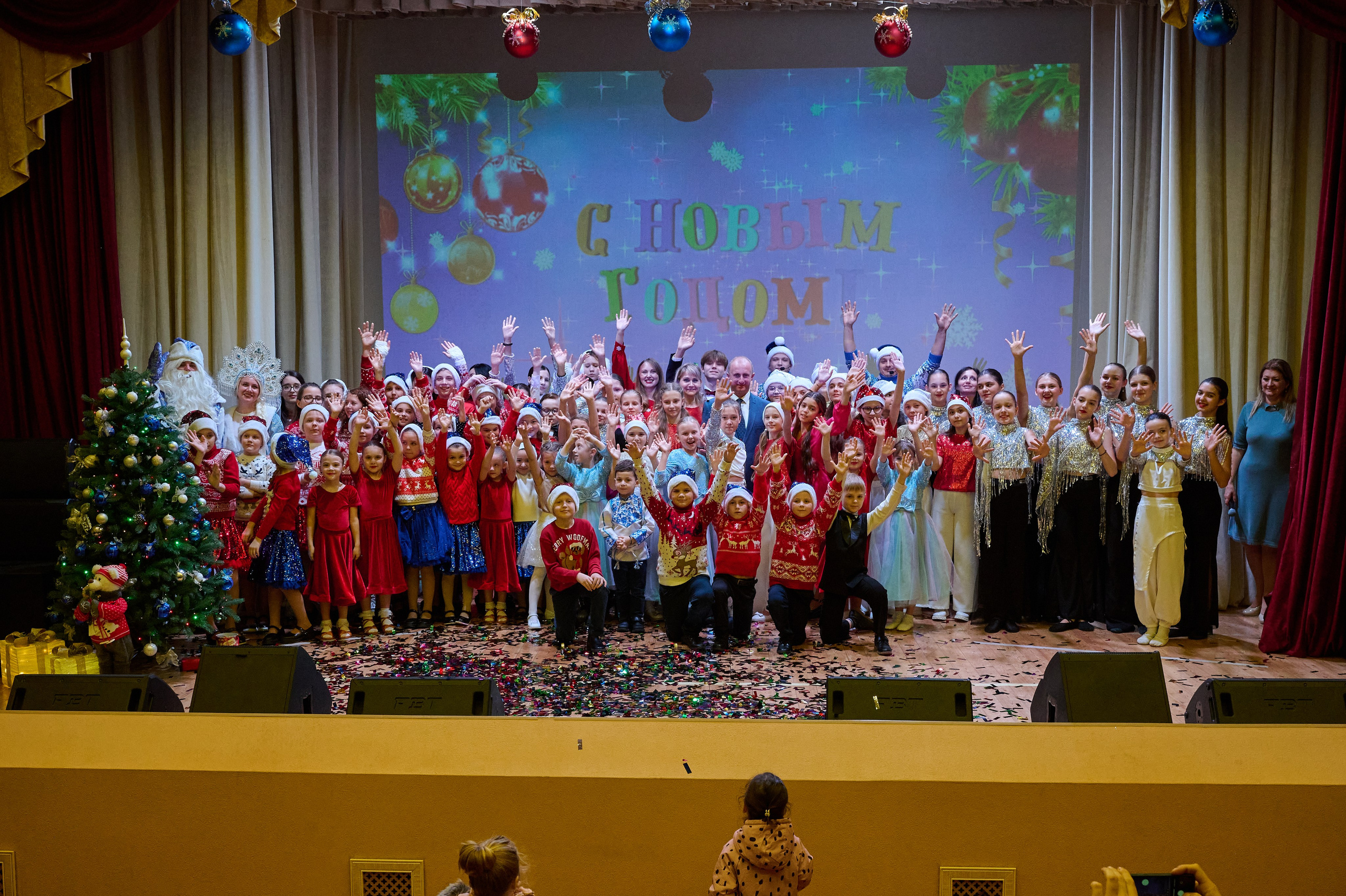 Новогодний концерт. Жизнь курорта Кабардинка в фотографиях