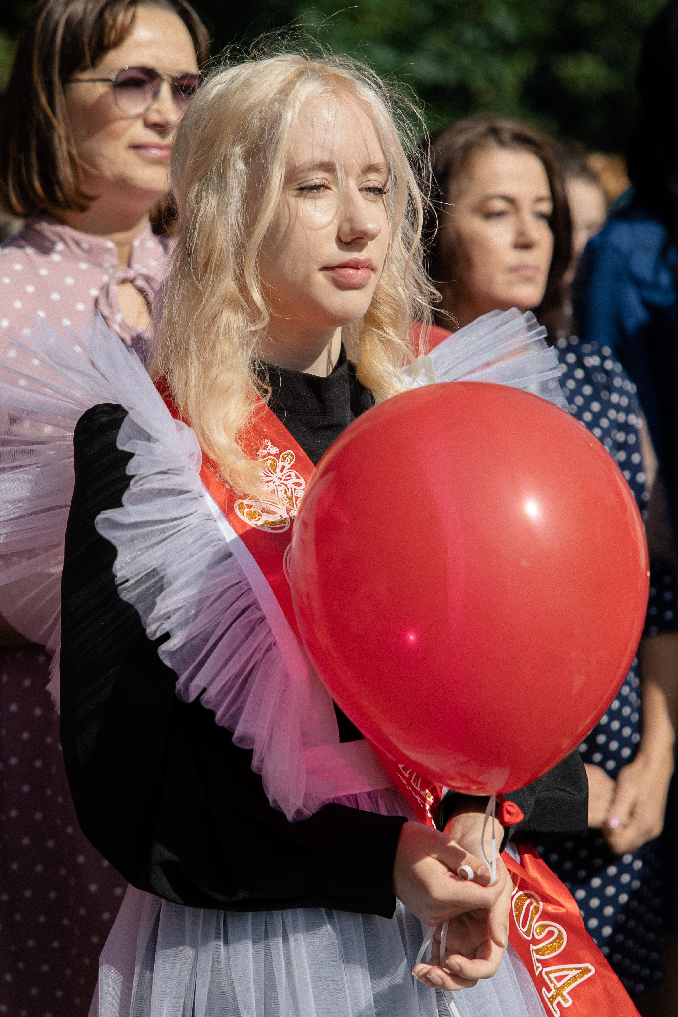 Последний звонок — линейка. Свадебный фотограф Роман Еремеев