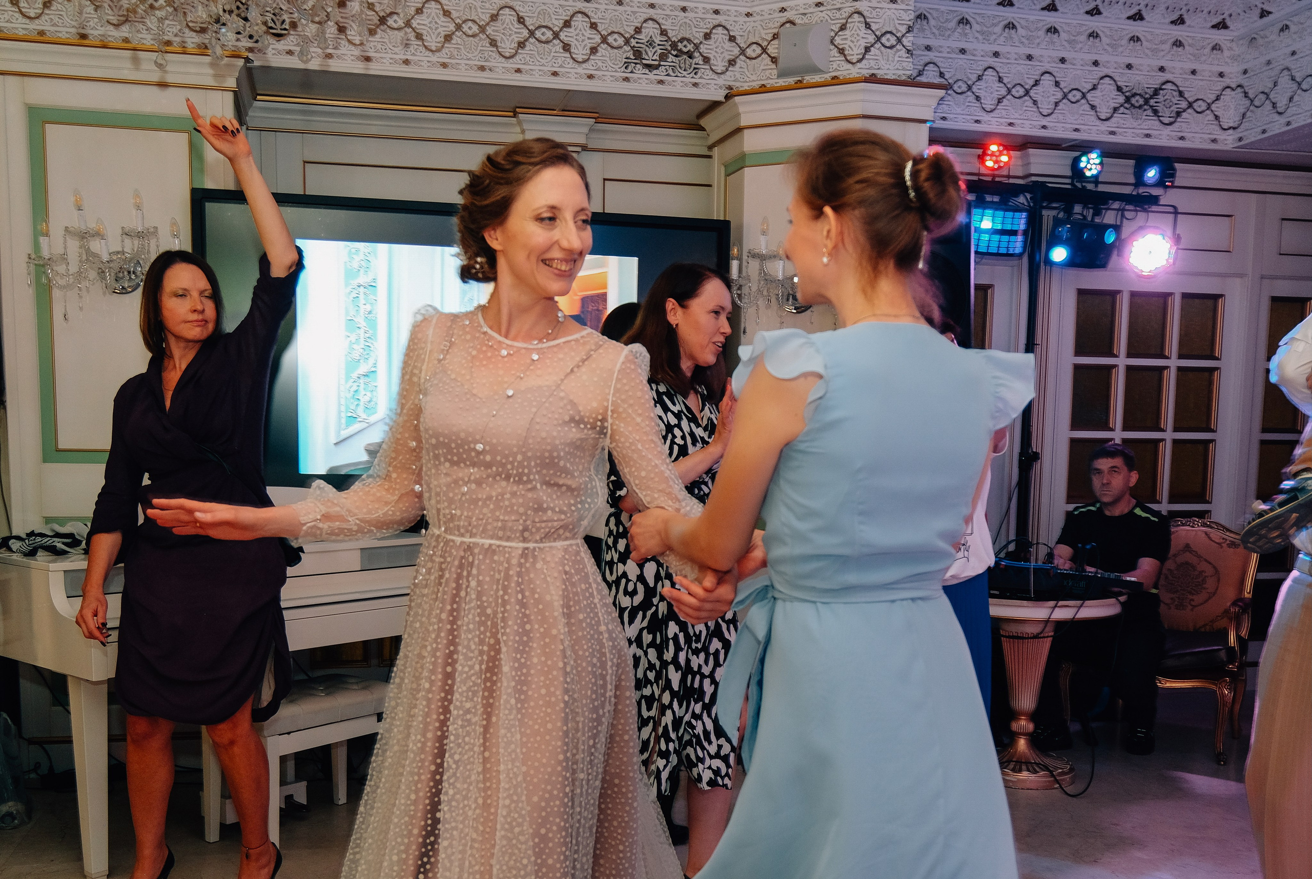 Александр и Мария. Фотограф и видеограф в Москве Полина Абраменкова