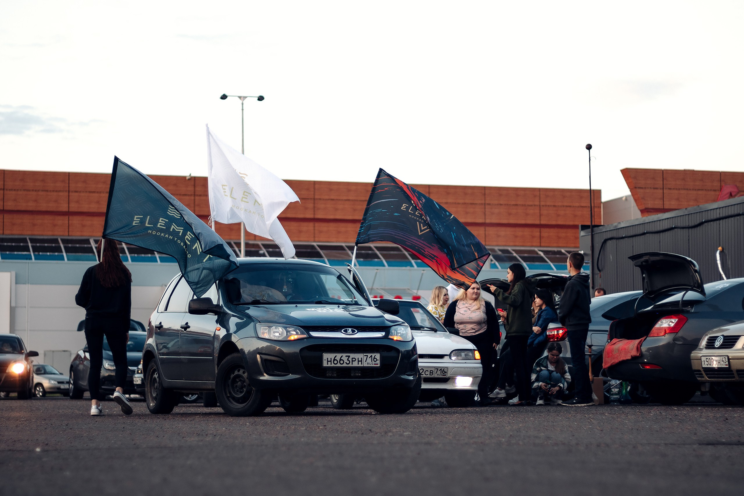 ELEMENT 1. Глухов Даниил — фотограф