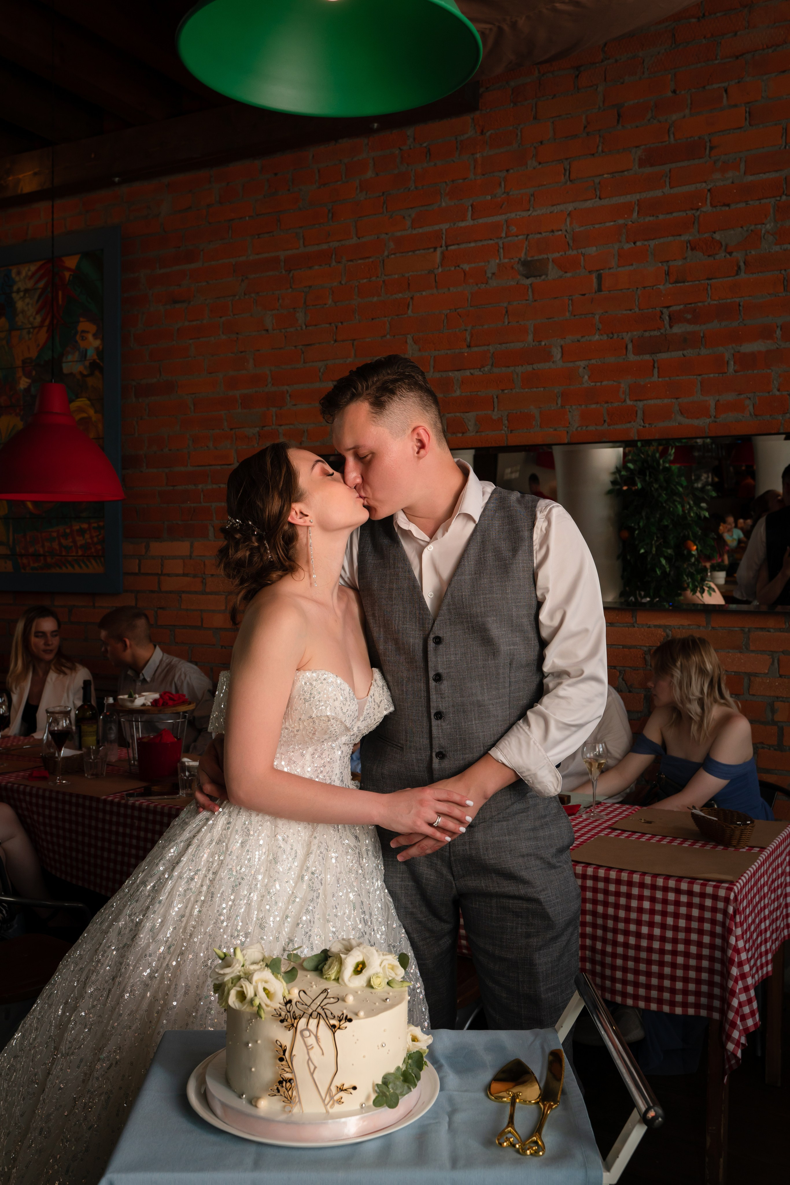 Свадебная фотосессия в Царицыно. Свадебный фотограф Вера Климова