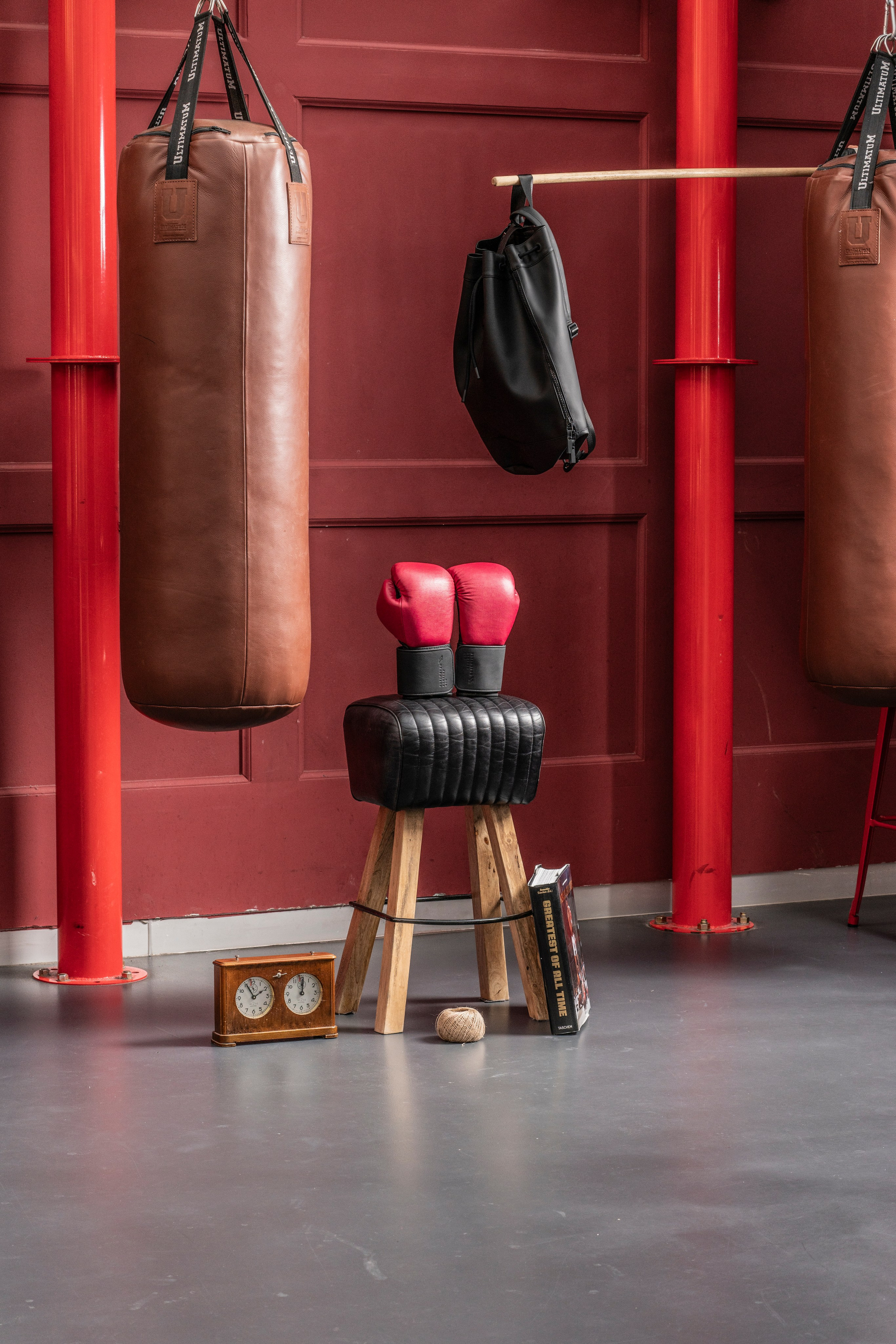 Ultimatum boxing. Not an artist, but photographer. Ivan birdman