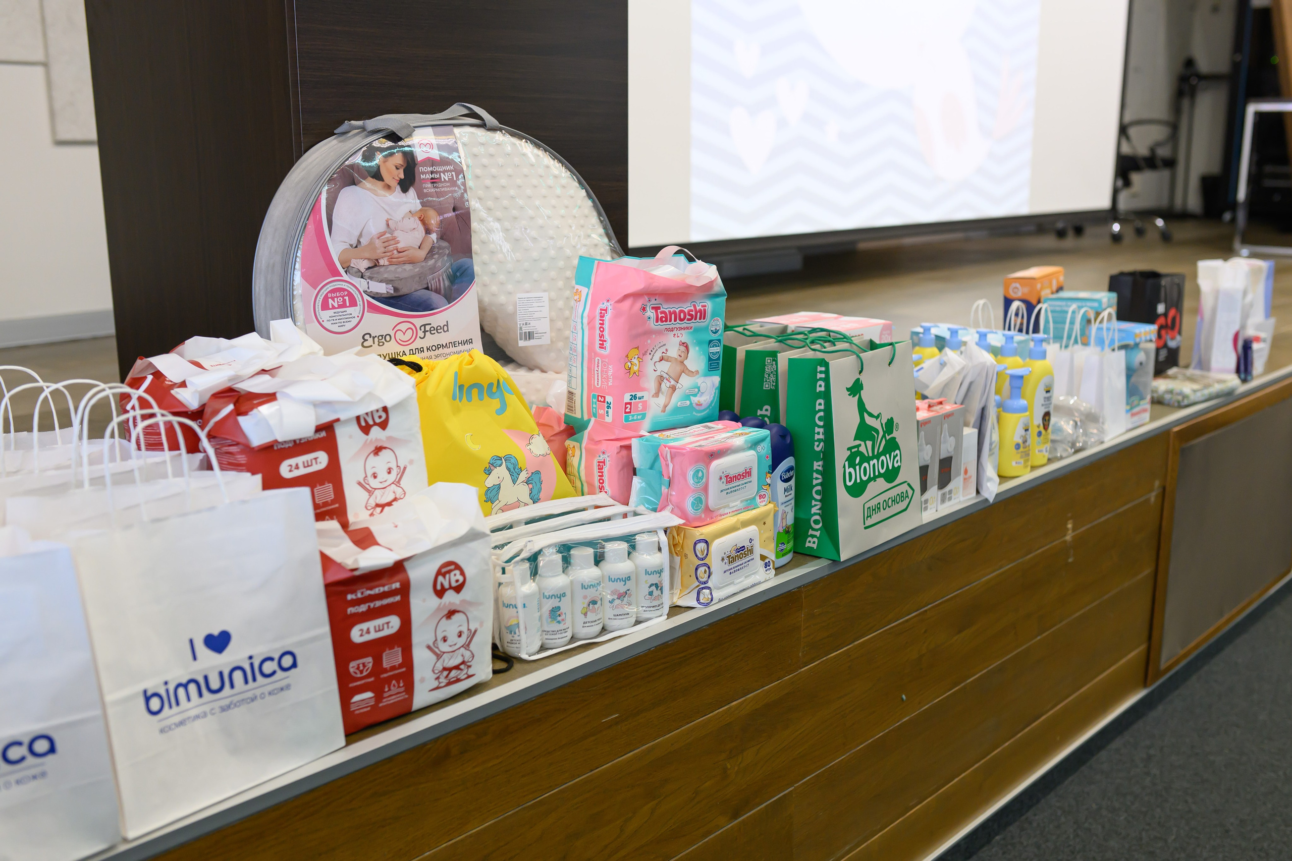 Праздник материнства ноябрь 2025. Профессиональный фотограф Елена Красилина г.Ярославль, г. Рыбинск