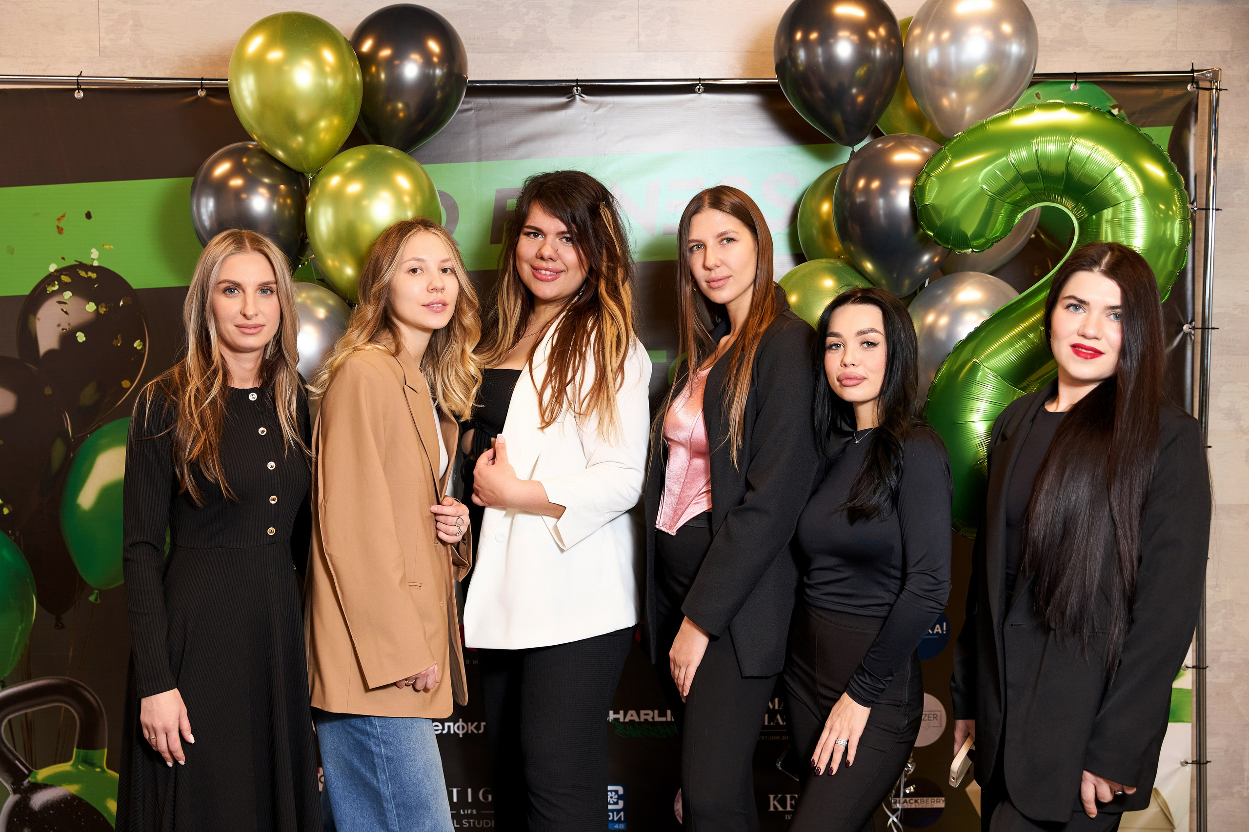 SQ — ФИТНЕС. 2 ГОДА. Фотограф Липецк. Фотограф в Липецке Татьяна Минаева. Портретный фотограф Липецк. Свадебный фотограф Липецк. Бизнес фотограф Липецк