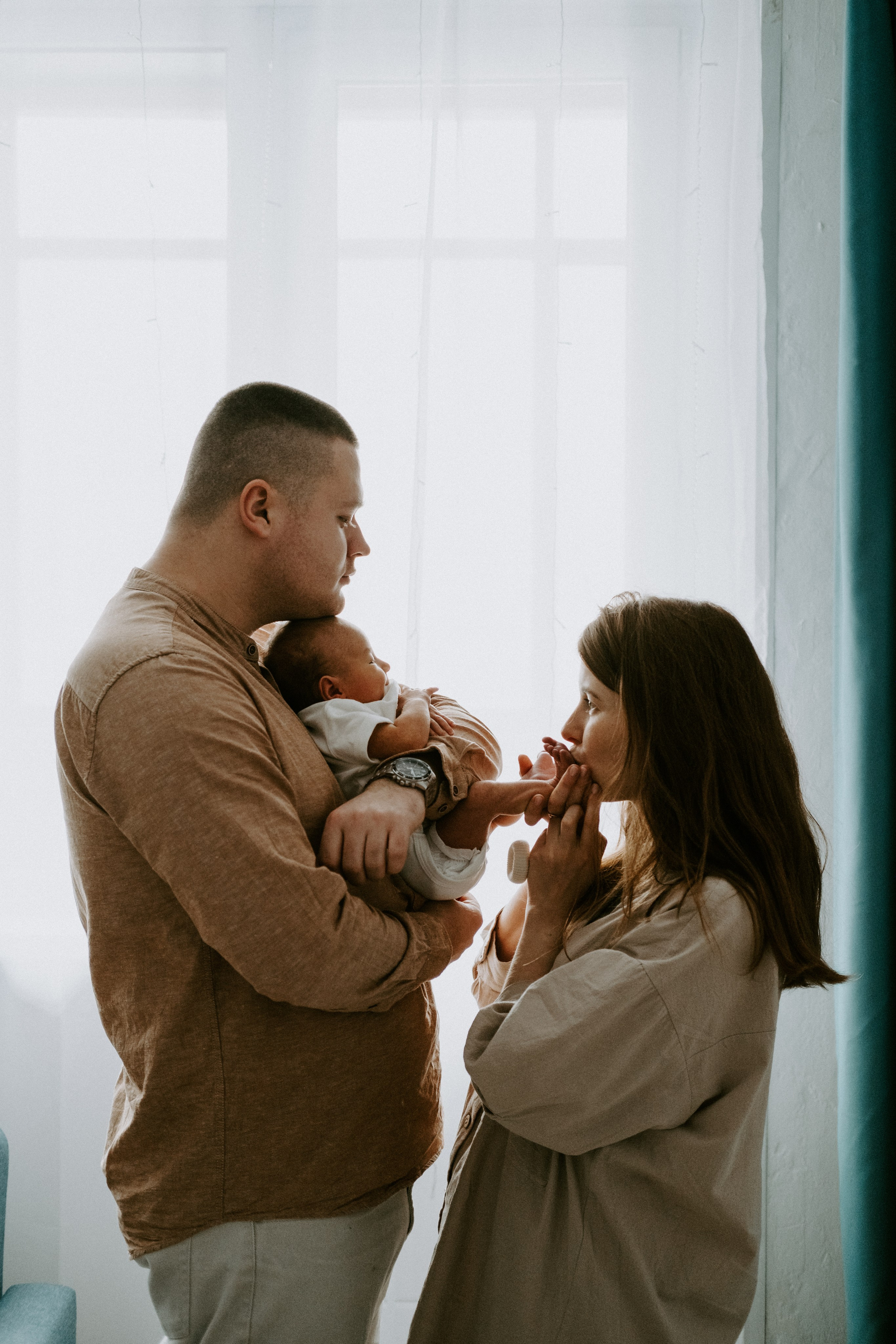 Фотосессия беременности в студии. Семейный фотограф в Москве Кристина Маркос