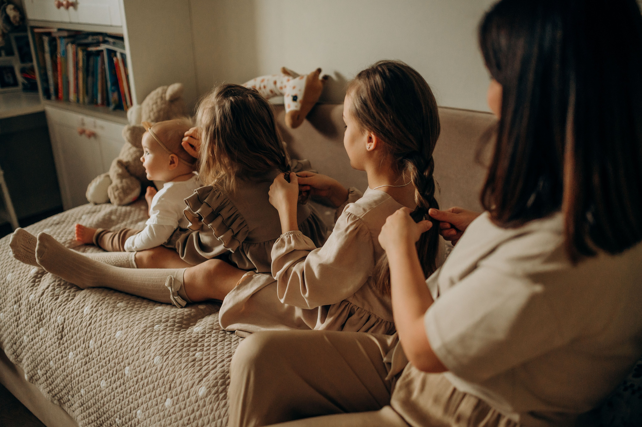 Годик младшей сестрёнке. Семейный фотограф в Домодедово и Москве Елена Пичугина
