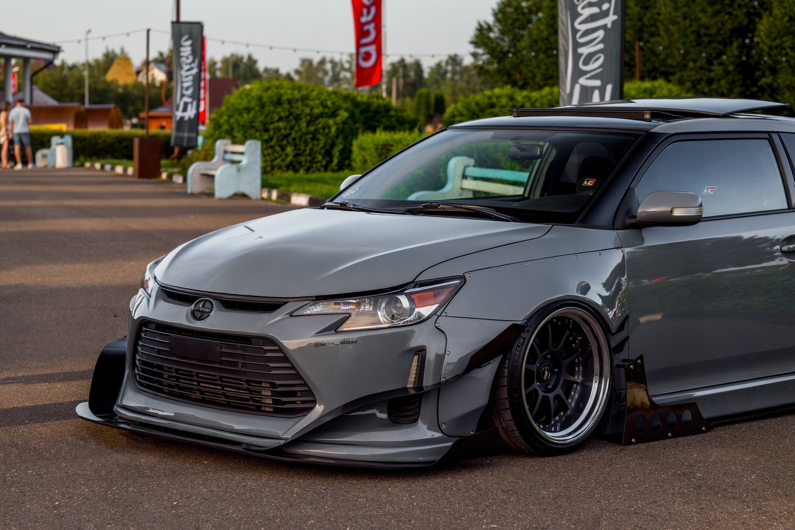 WHYNOT'25. Автомобильный фотограф Александра Рузиева aka Ju1cyFlex