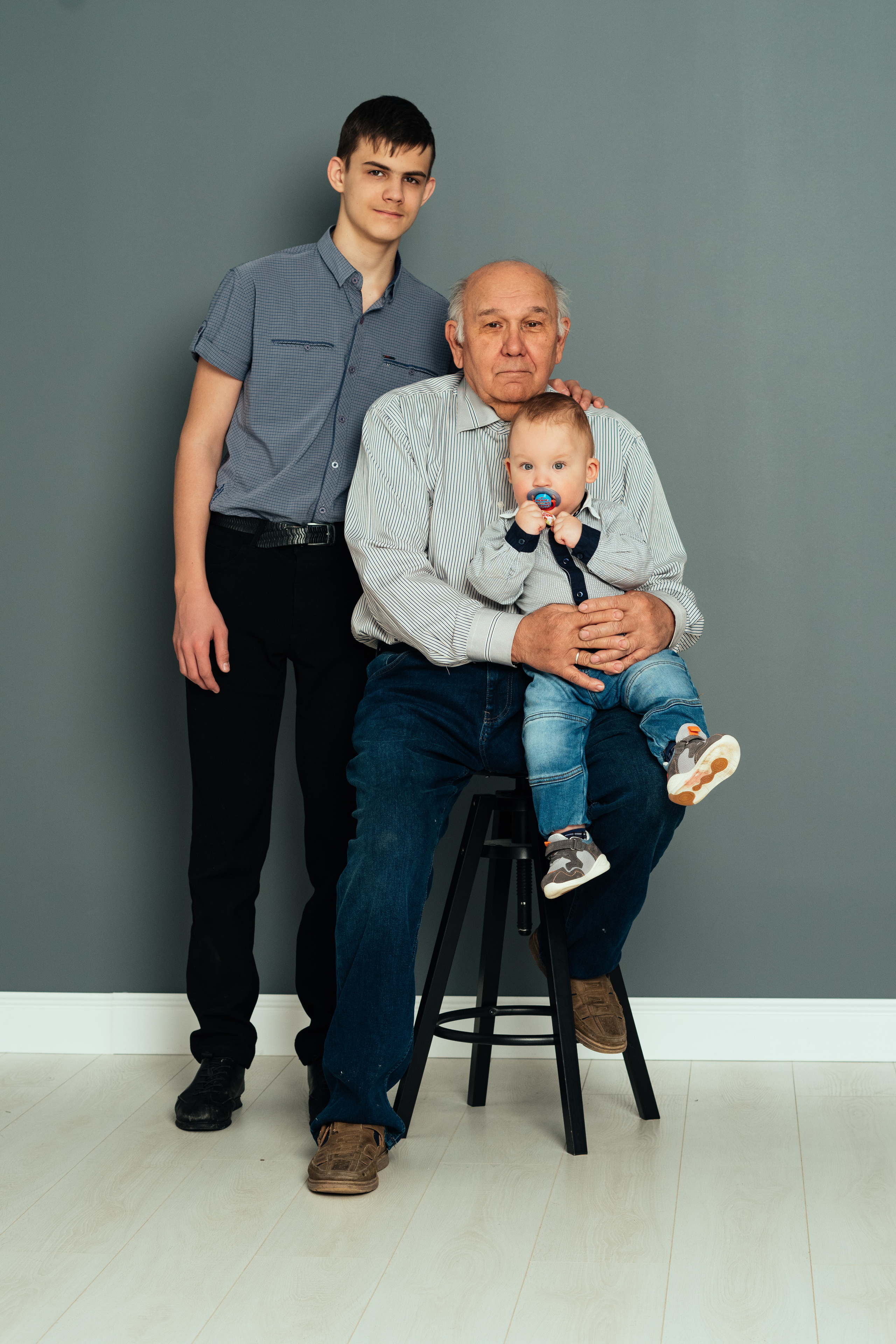 Три поколения одной семьи. Семейный фотограф Пятигорск, Кисловодск, Эльбрус. Марина Вяликова