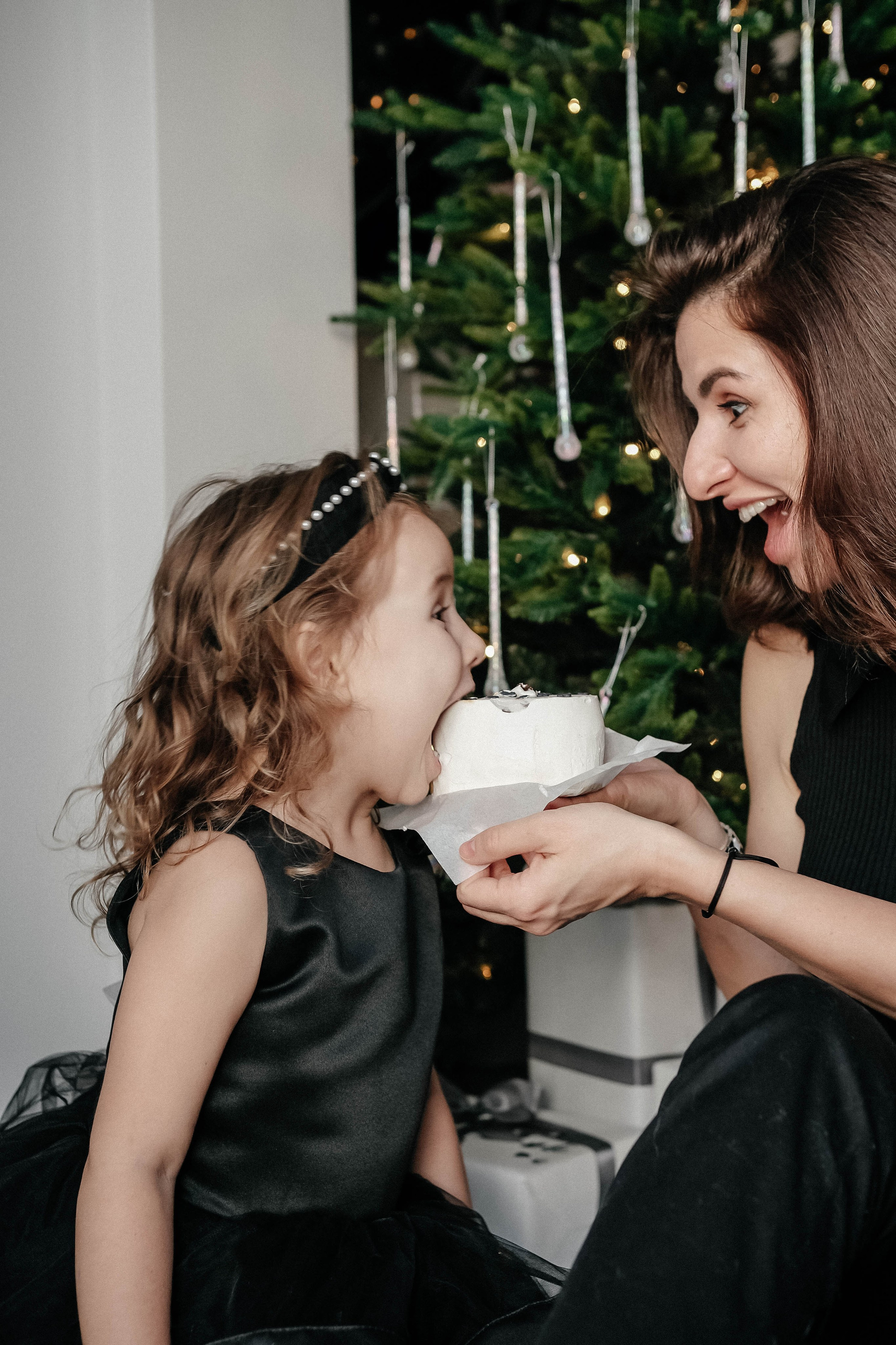 ДР Оливии, утро мамы и дочки. Главная