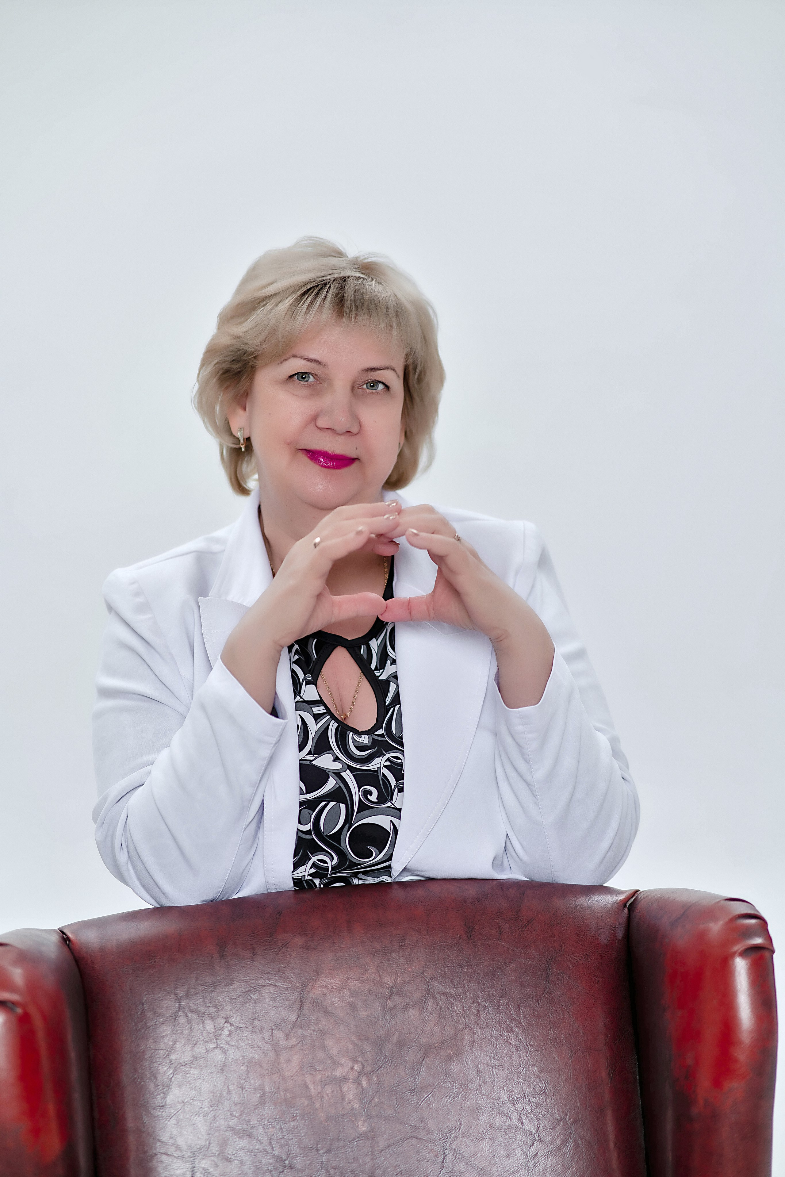 Выпускные (школьные) альбомы (книги) в Ростове-на-Дону. Современные Выпускные Альбомы в Ростове-на-Дону