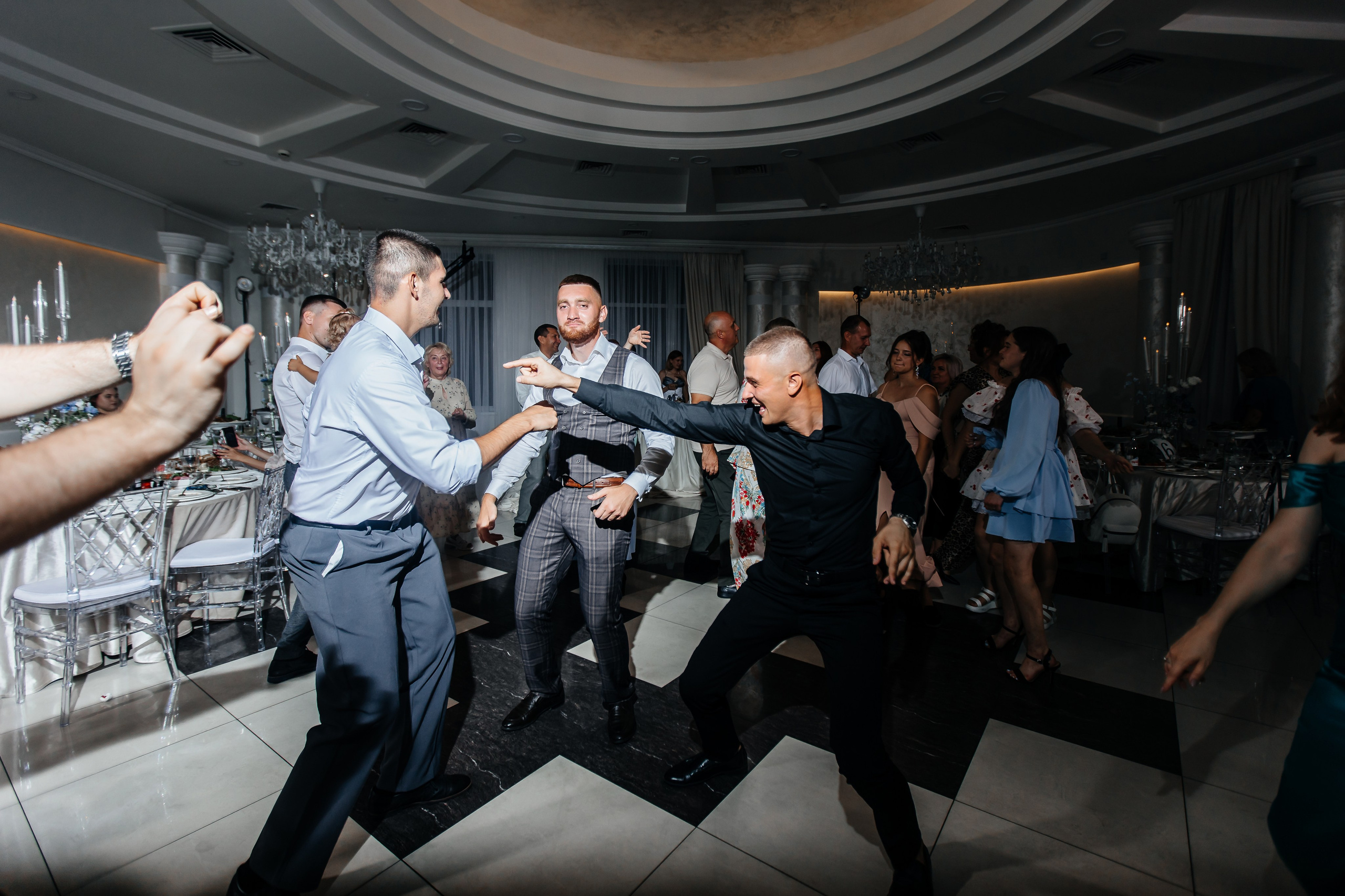 Анонс свадьбы для Романа и Алены. Свадебный фотограф в Крыму и Севастополе Ольга Баскакова