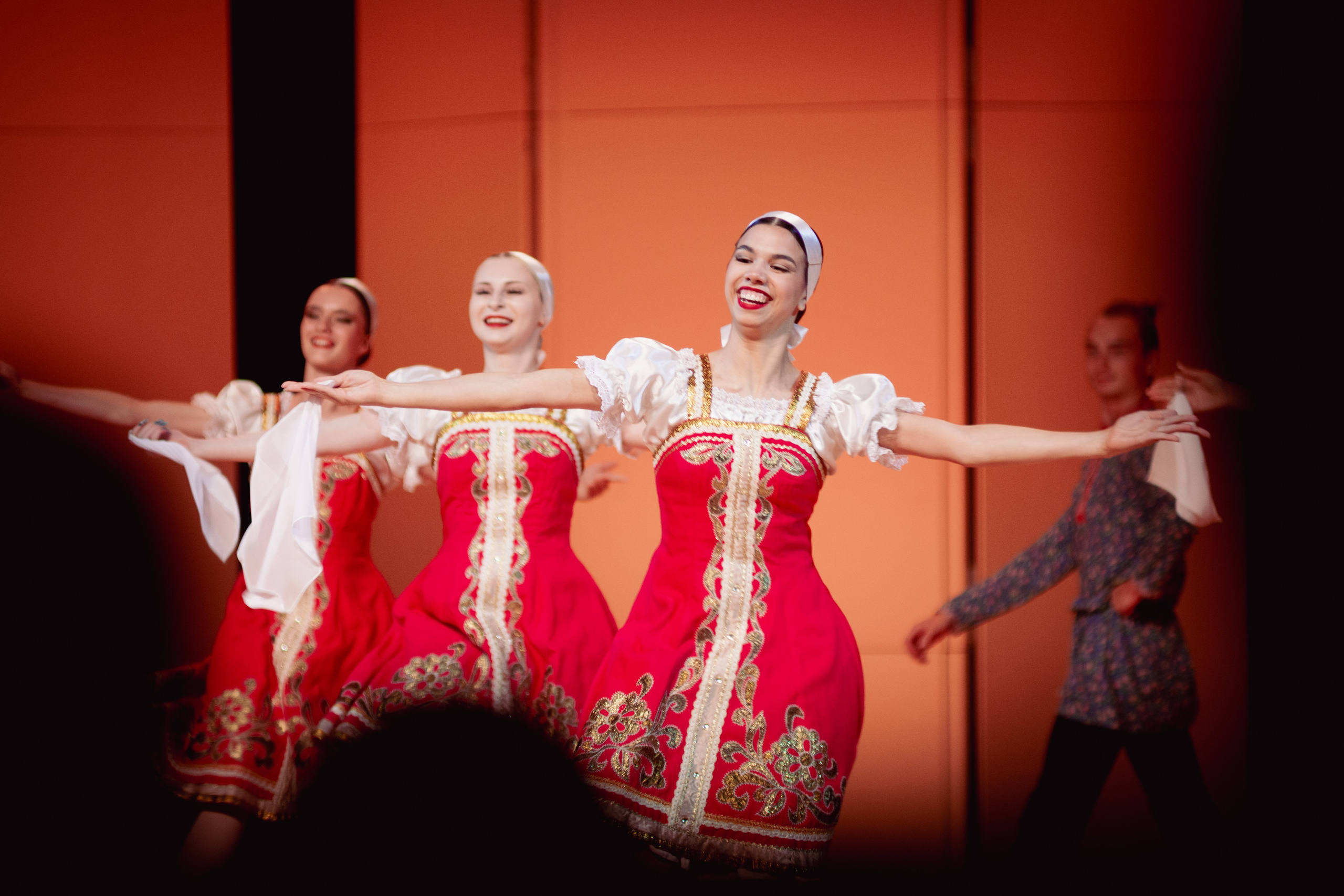 Юбилей ГБОУ г. Москвы «Школа № 1329». Фотограф и оператор в Москве Елизавета Коргалидзе