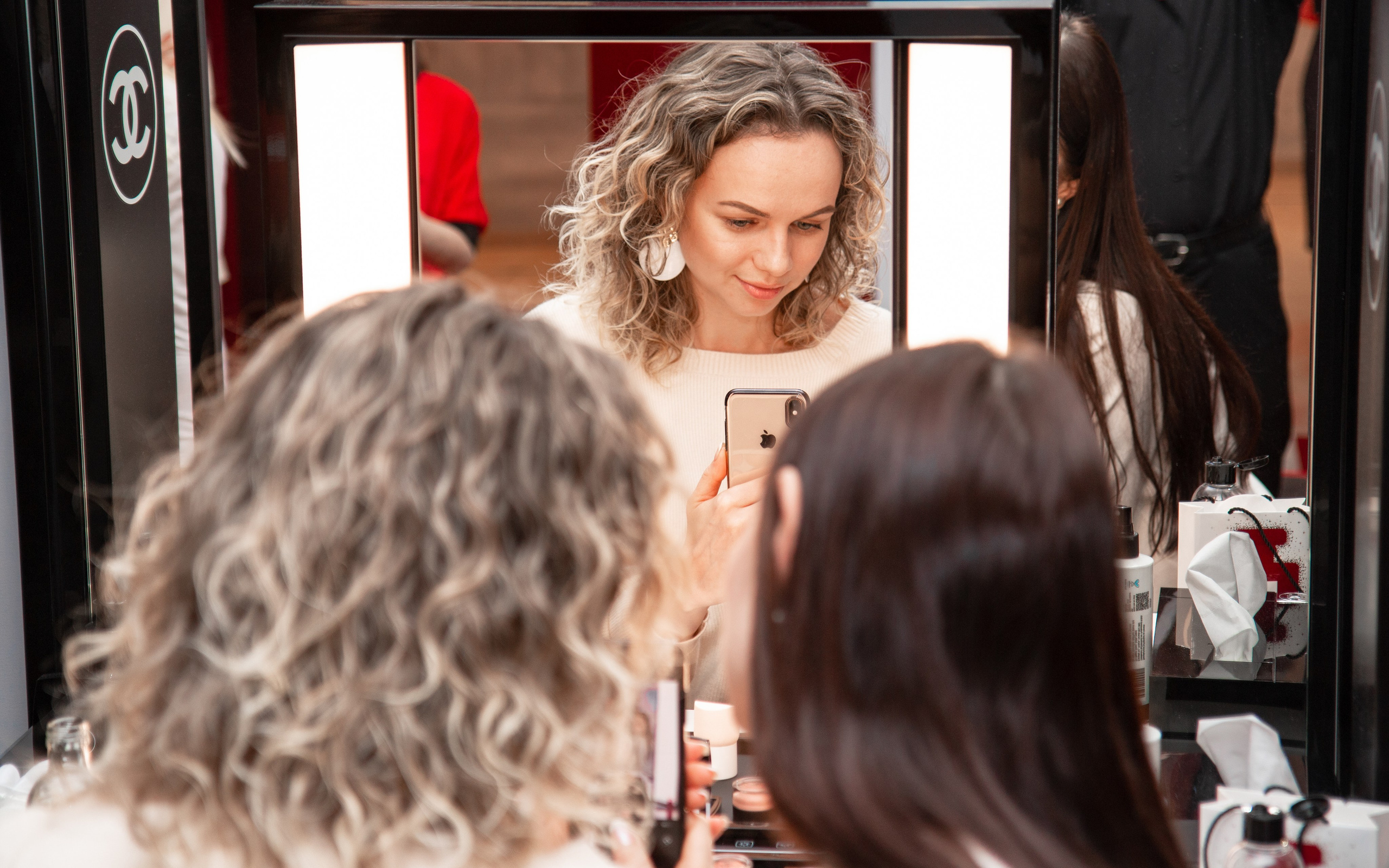 Chanel Екатеринбург. Предметный и репортажный фотограф Алексей Кротов