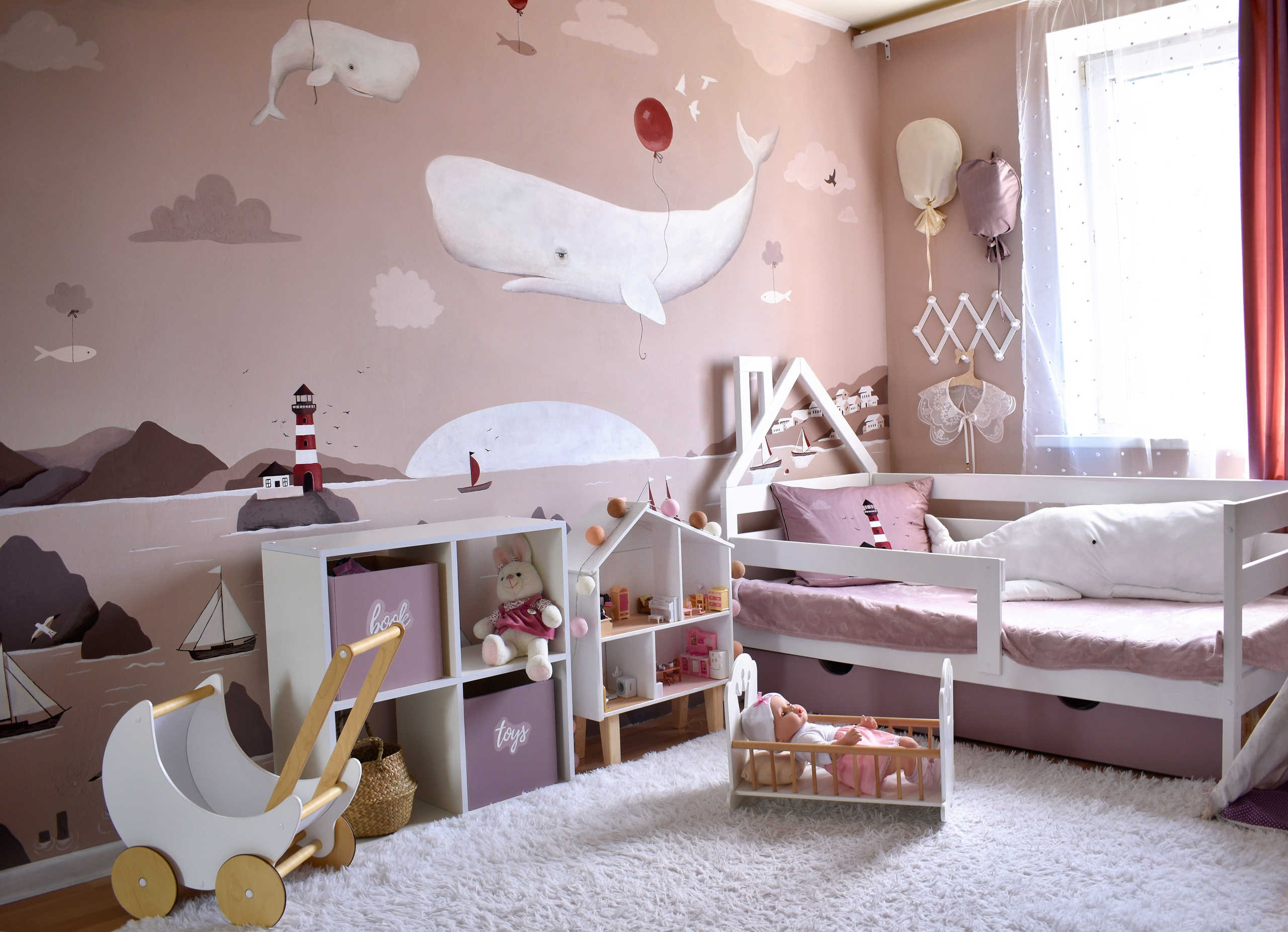 Роспись, текстиль, ящики в одном стиле. Роспись стен и декор в детских комнатах Москва и Подмосковье