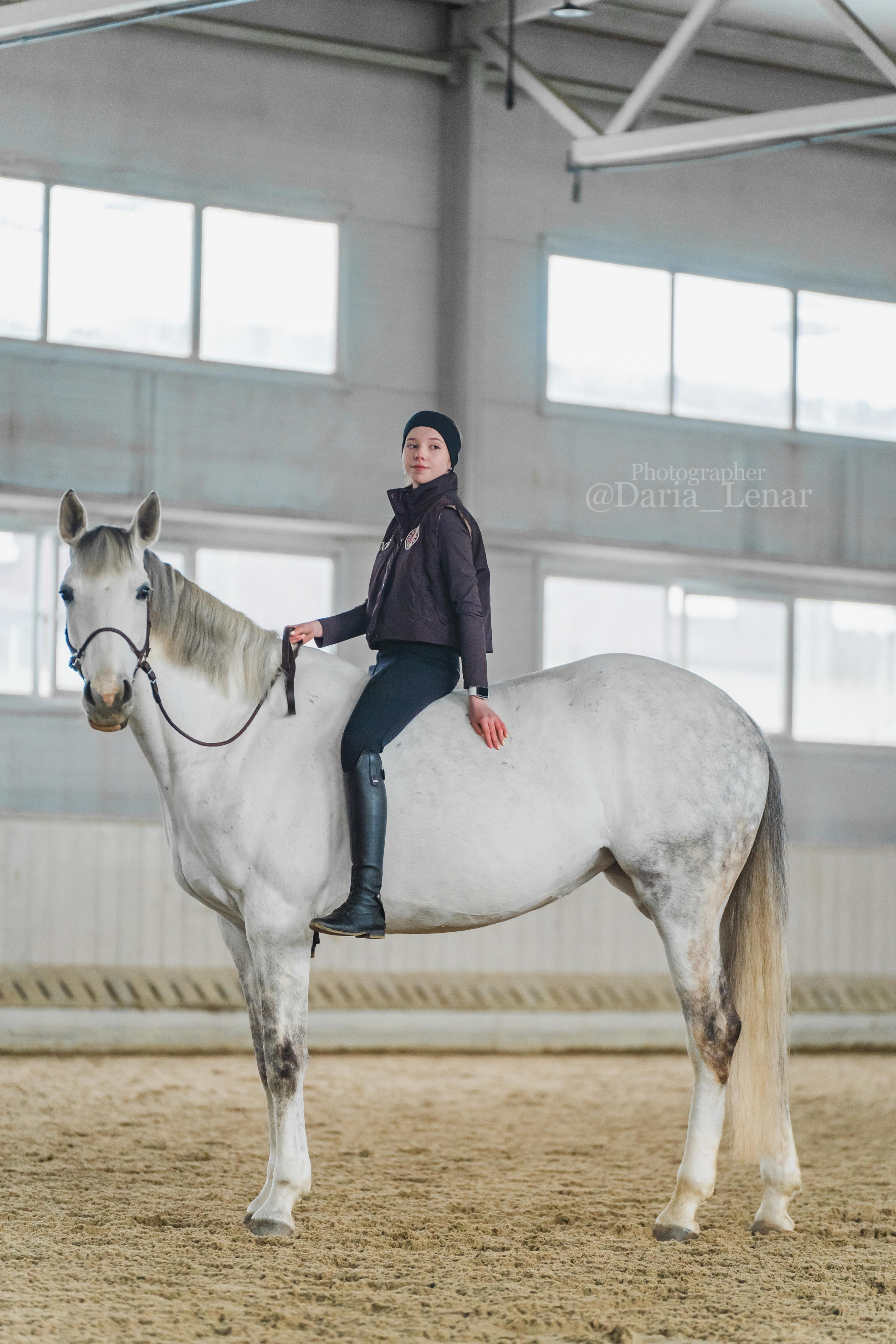 Настя и Луся. КК «Толстая лошадь». Фотограф в Москве Ленарская Дарья