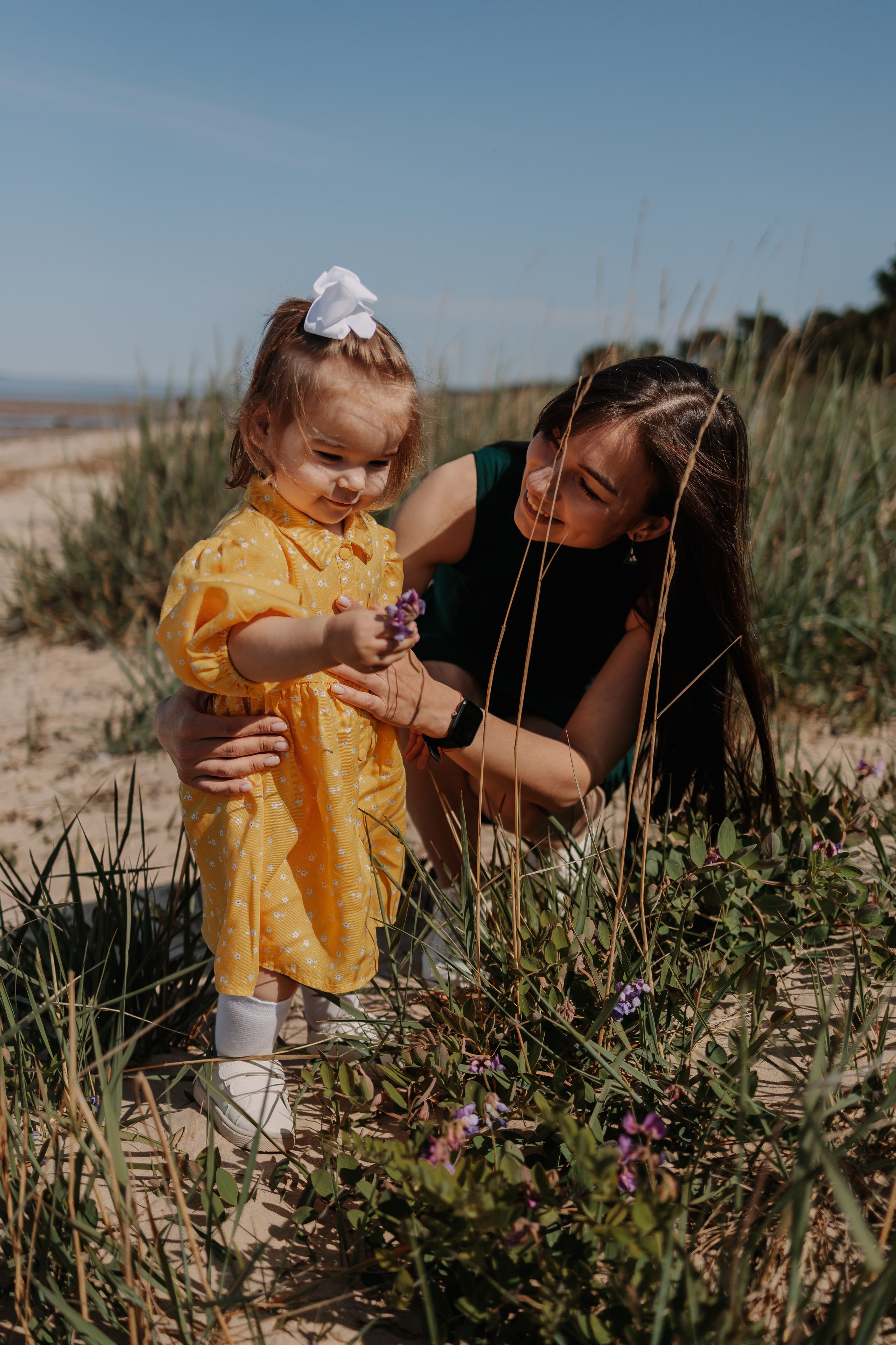 Ирина, Артём и Карина. Главная