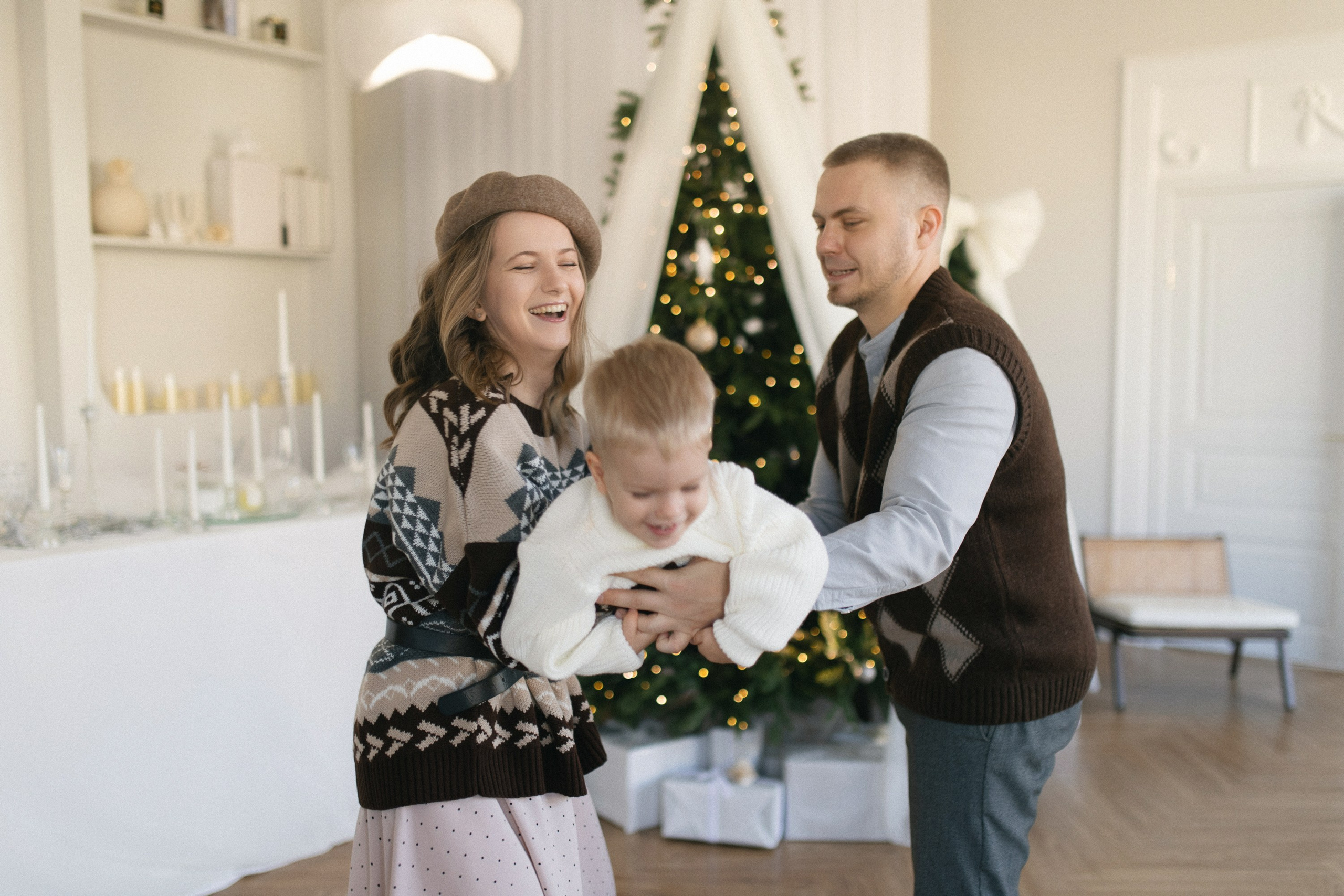 ЛЕНА, ВЛАД И МИРОН ` 24. Maria Startseva Photo