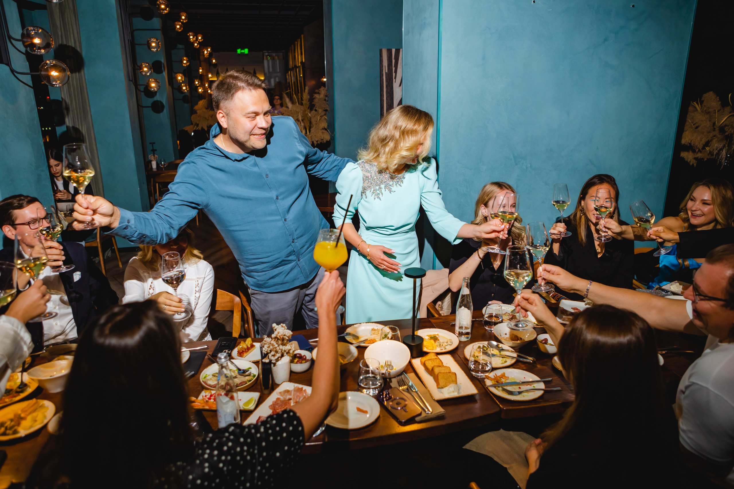 Дни Рождения и Юбилеи. Сайт с красивыми фотографиями и людьми