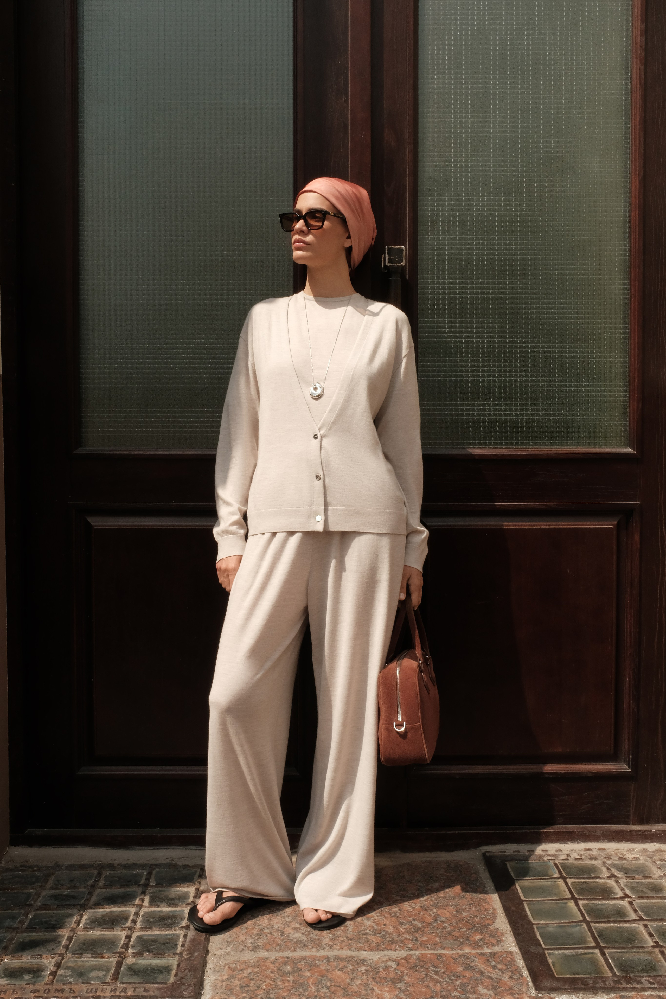 12 STOREEZ. Ретушер Polli_retouch