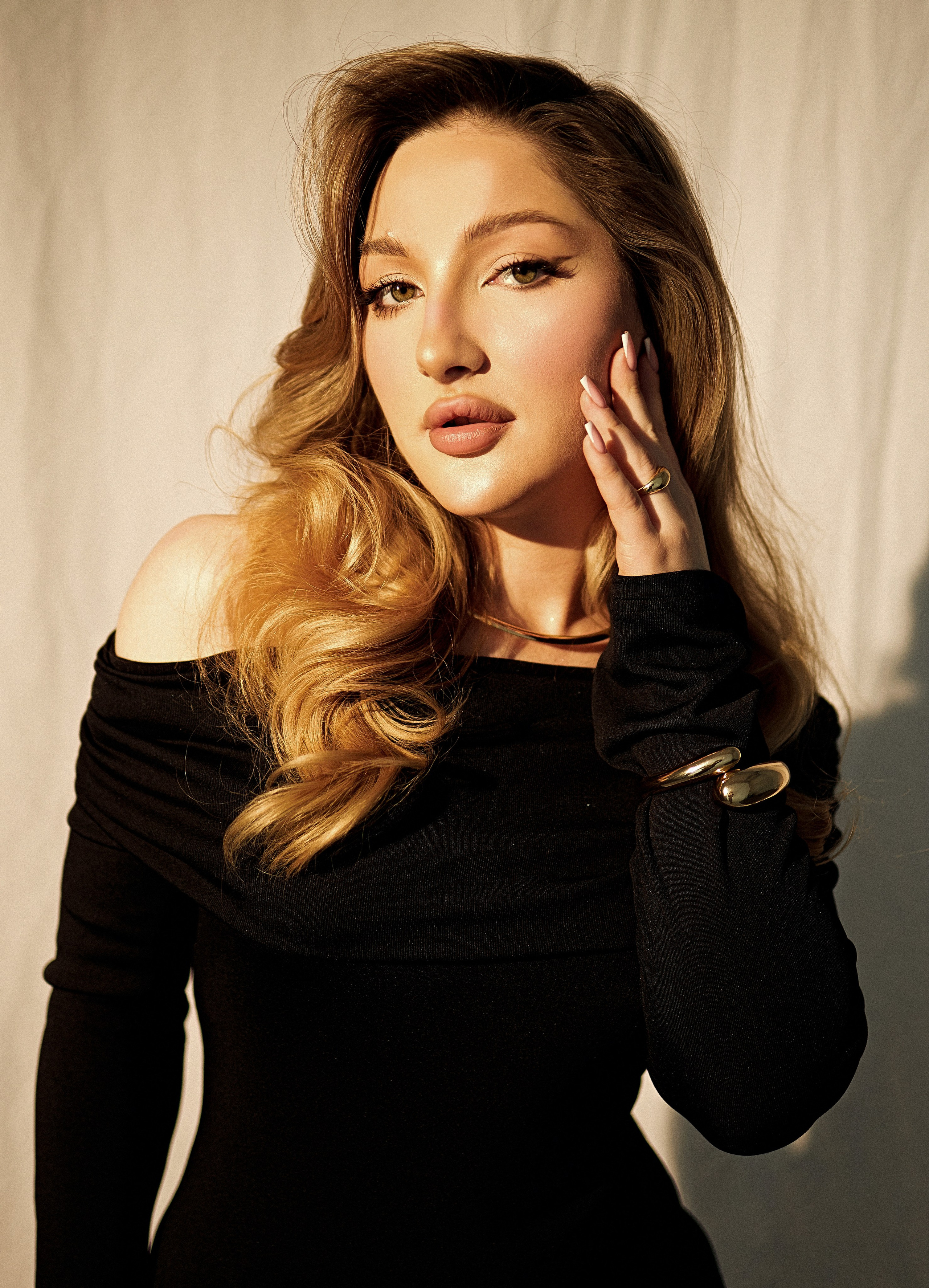 Студийные съемки 2025 г. Фотограф Роксана, Санкт-Петербург