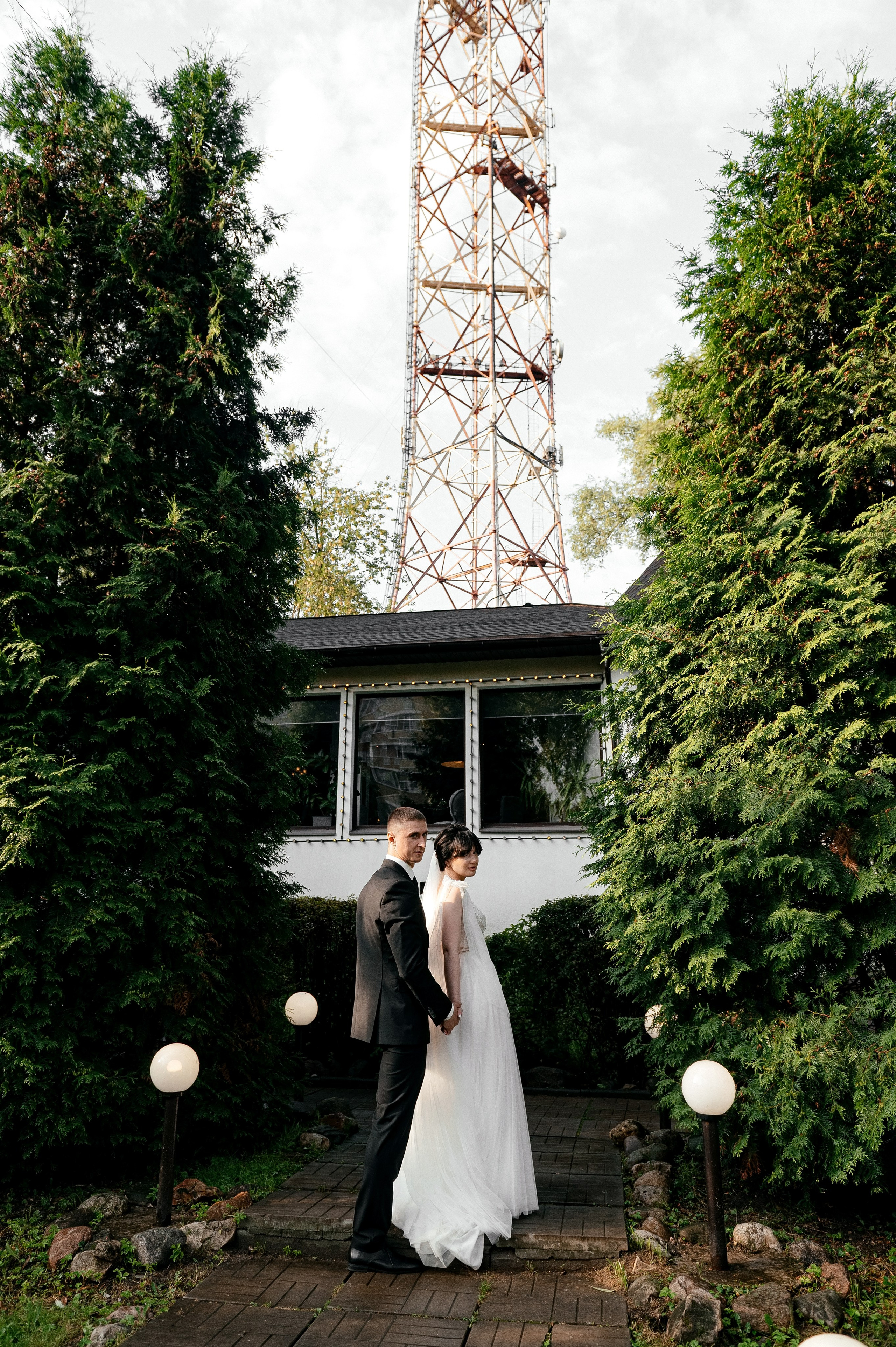 Свадьба с венчанием в Щелково. Прогулка в Гребнево, ресторан Кинза, отель Премиум. Свадебный и семейный фотограф Виктория Носачёва. Щелково, Москва и МО