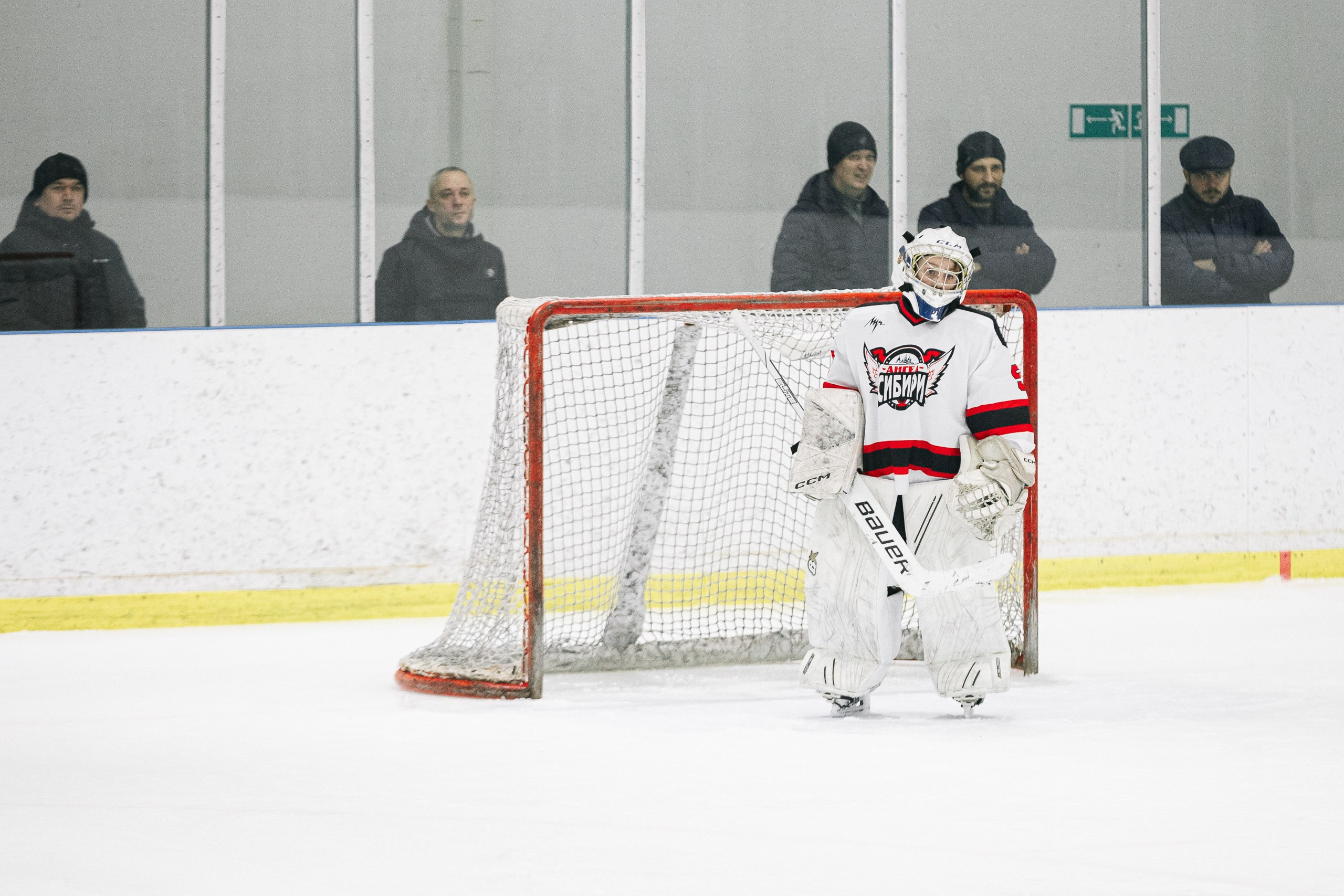 Первенство Тюмени по хоккею. MIG — студия спортивной фотографии Михаила Голянского