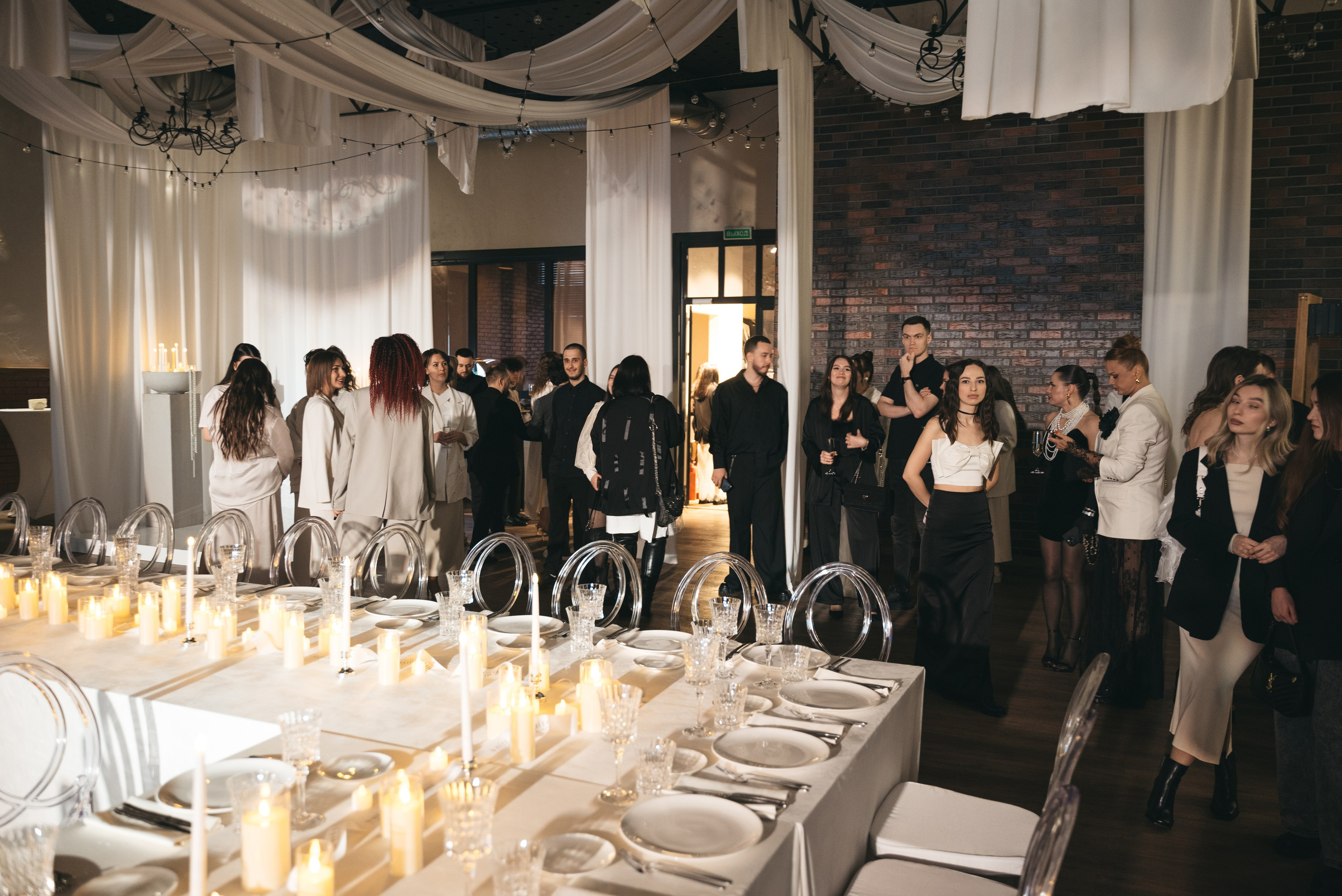 WhiteRoom Pre-wedding. Репортажный и свадебный фотограф в Сургуте