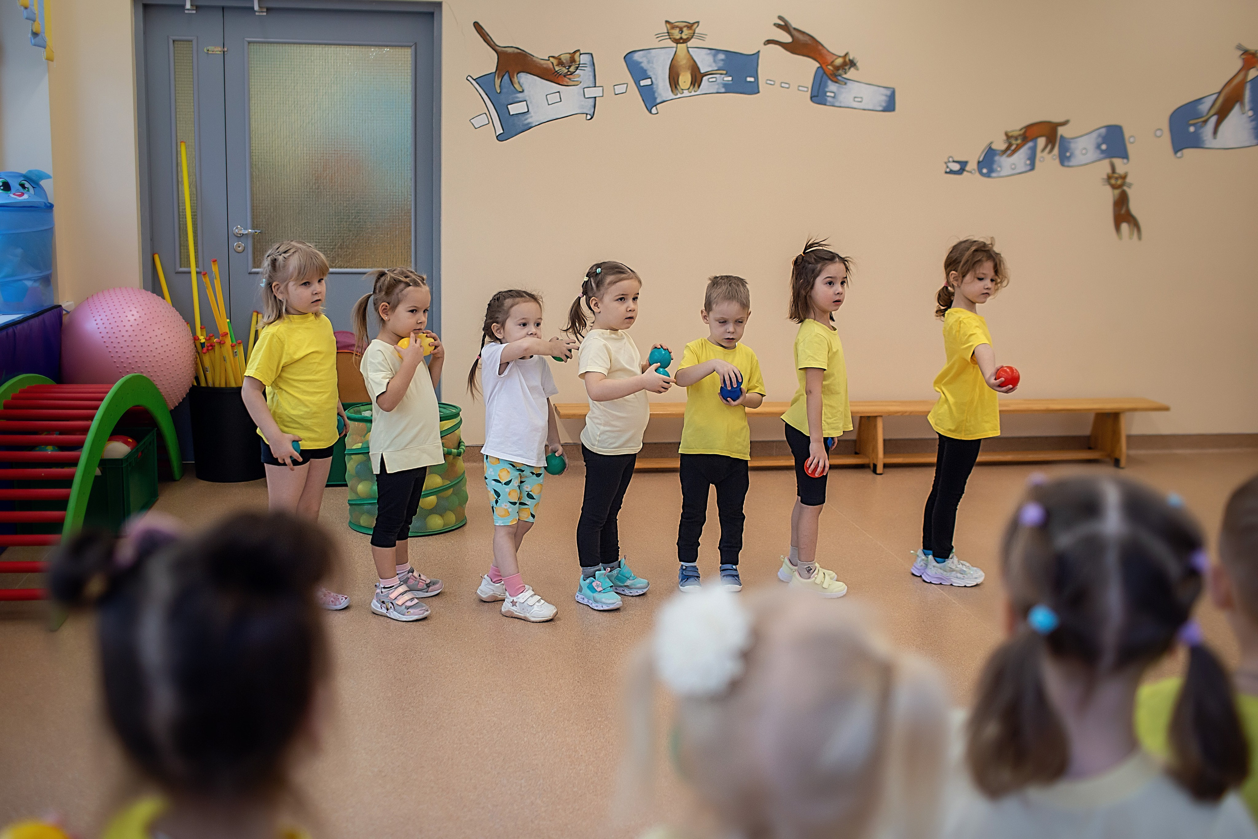 День в саду_Зима_2023 год. Семейный фотограф в Санкт-Петербурге