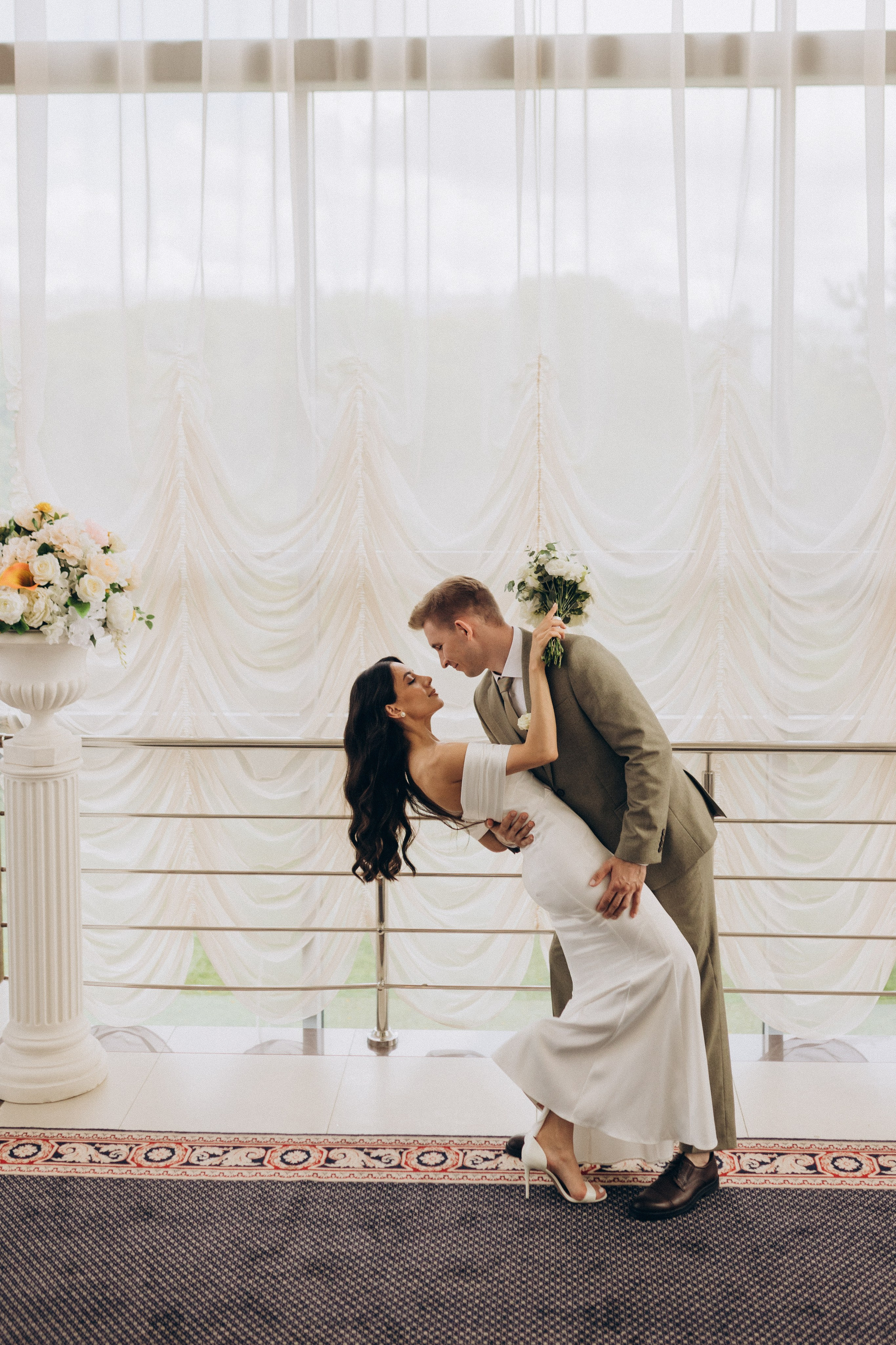 Сергей и Эльнара | Загс Калининского района. Свадебный и love story фотограф в Санкт-Петербурге