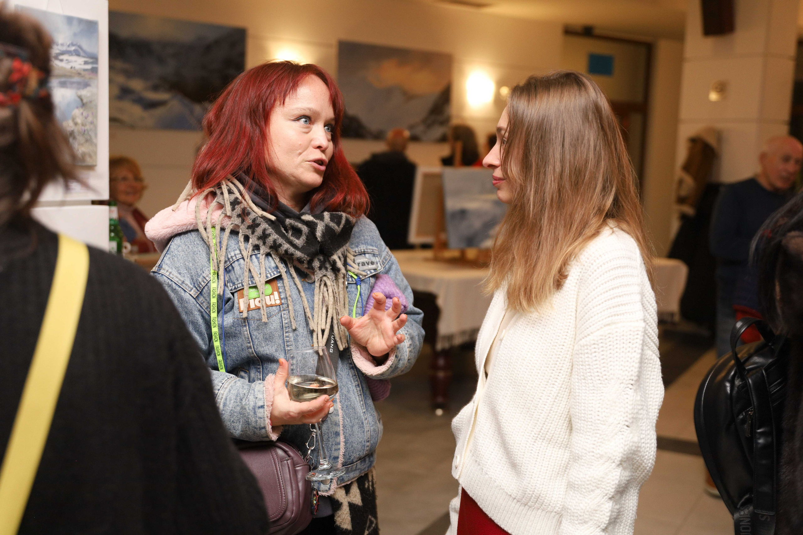 Изложба на Татьяна Дердей. Лариса Богомолова. Фотограф. Видеограф. Болгария