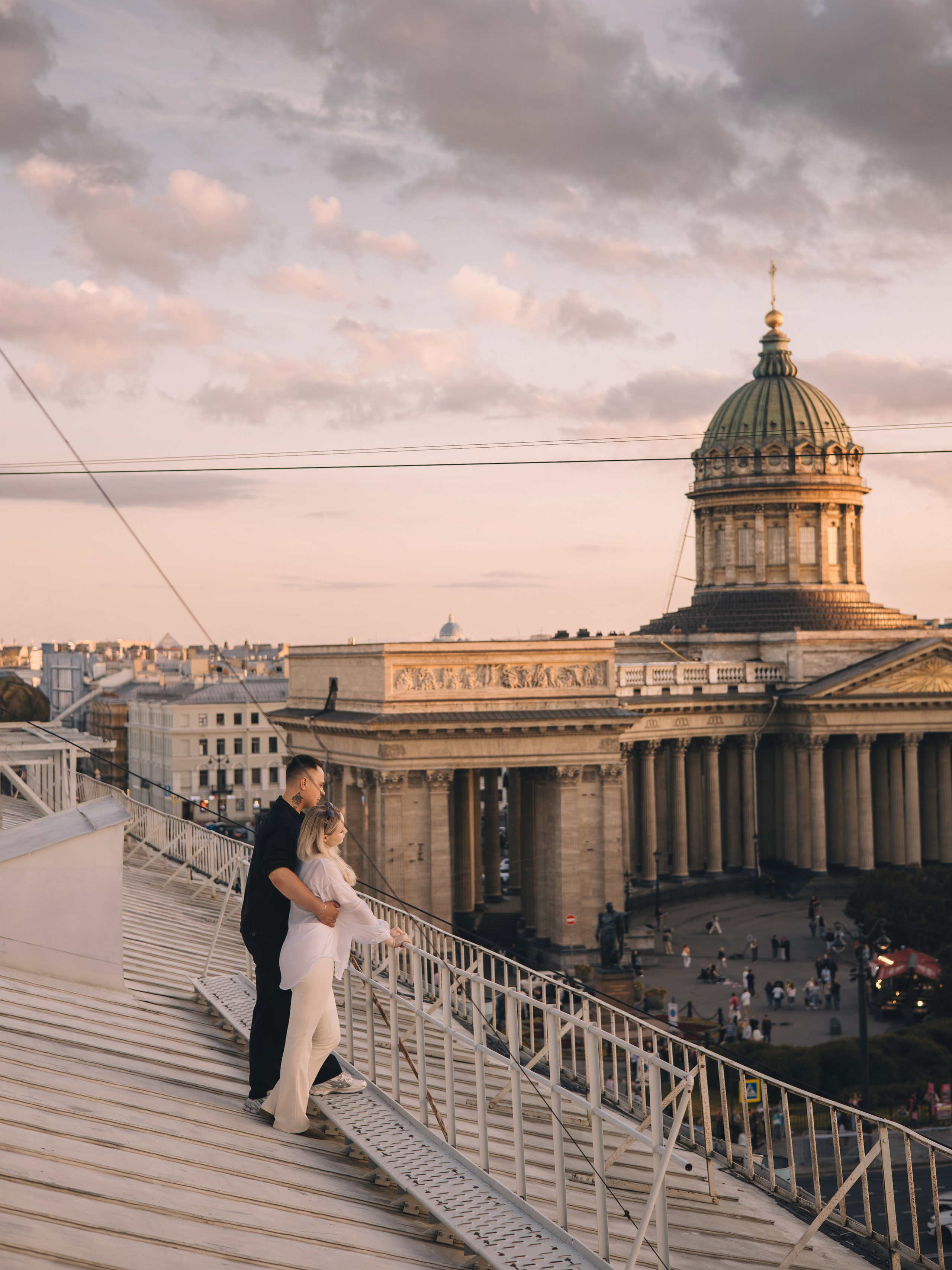 На крыше. Семейный фотограф в Санкт-Петербурге. Запечатление мгновений и ярких воспоминаний в Вашей жизни