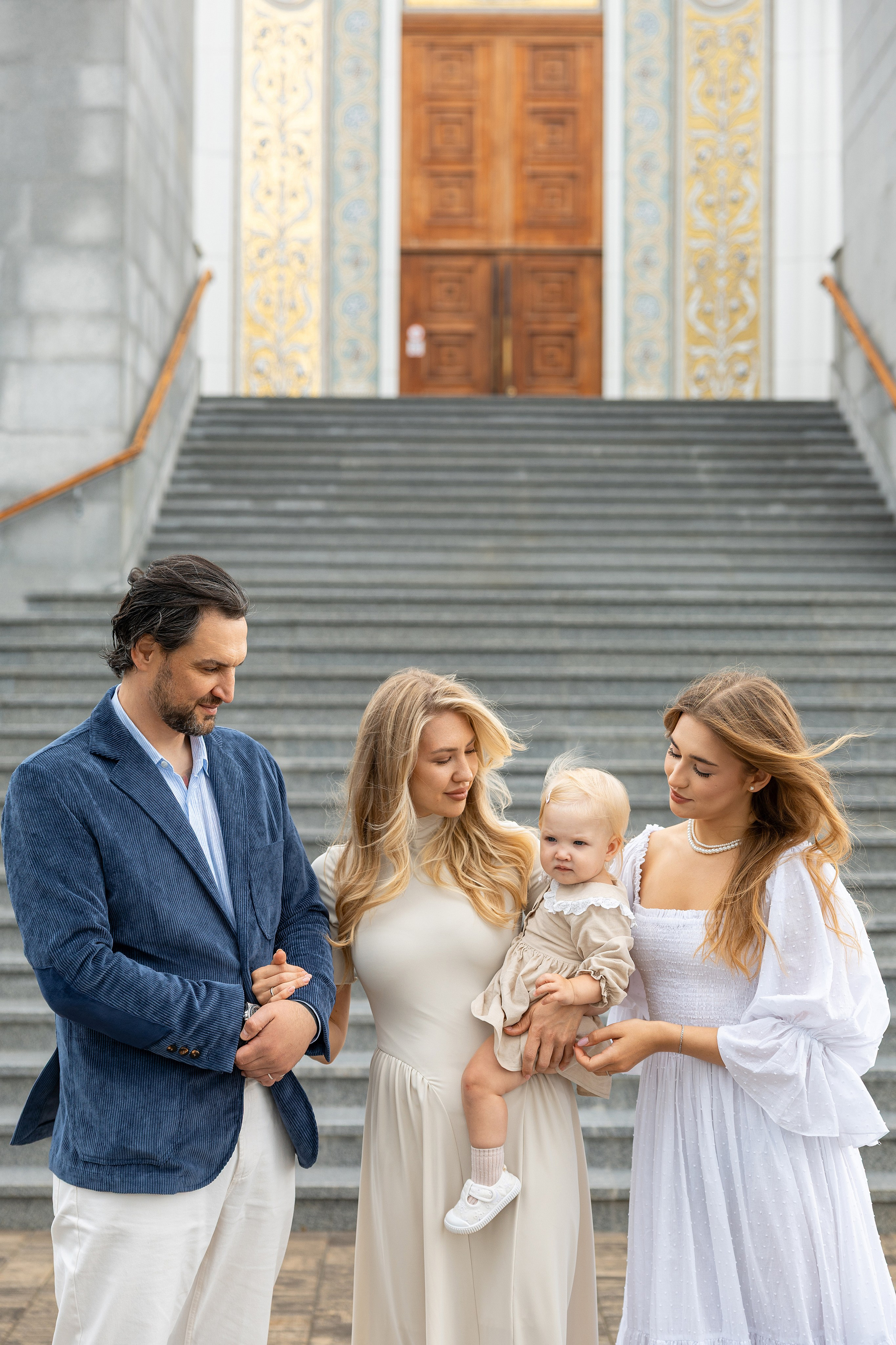 Крещение Аделины. Фотограф Крещение, Выписка москва