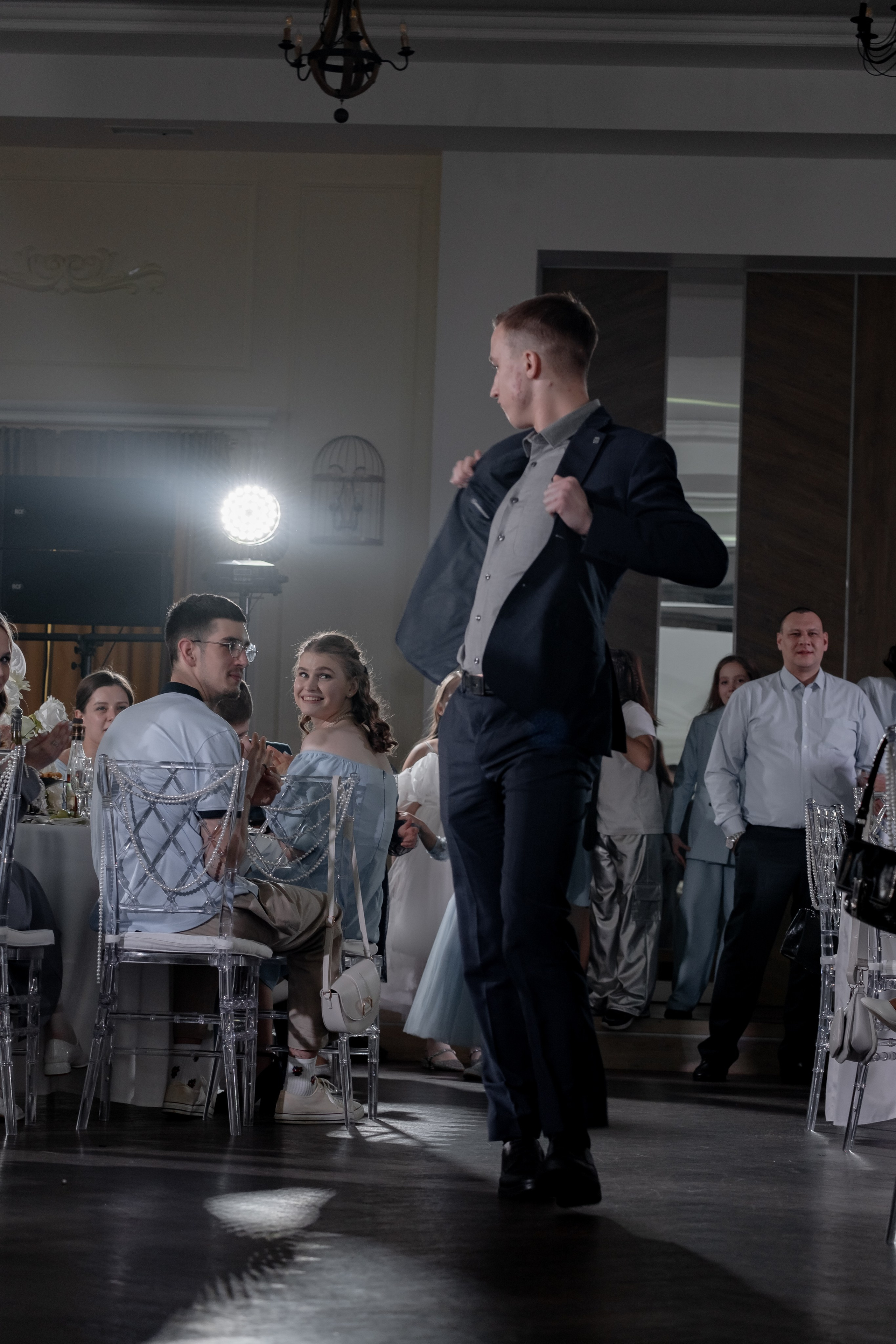 СВАДЕБНЫЙ БАНКЕТ (СНЯТО В СИБИРЕ В НИЖНЕВАРТОВСКЕ). Профессиональный фотограф, Санкт-Петербург — Виктория Богомолова