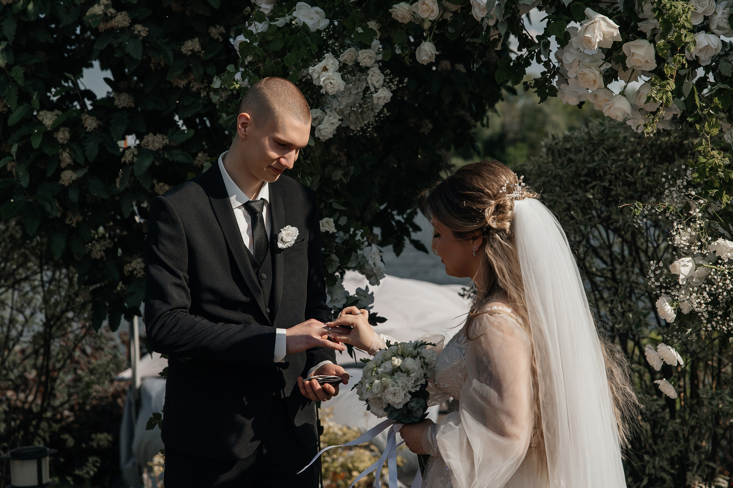 Выездная церемония в Капитан Клуб Жуковский. Свадебный фотограф в Москве Дарья Олендарёва