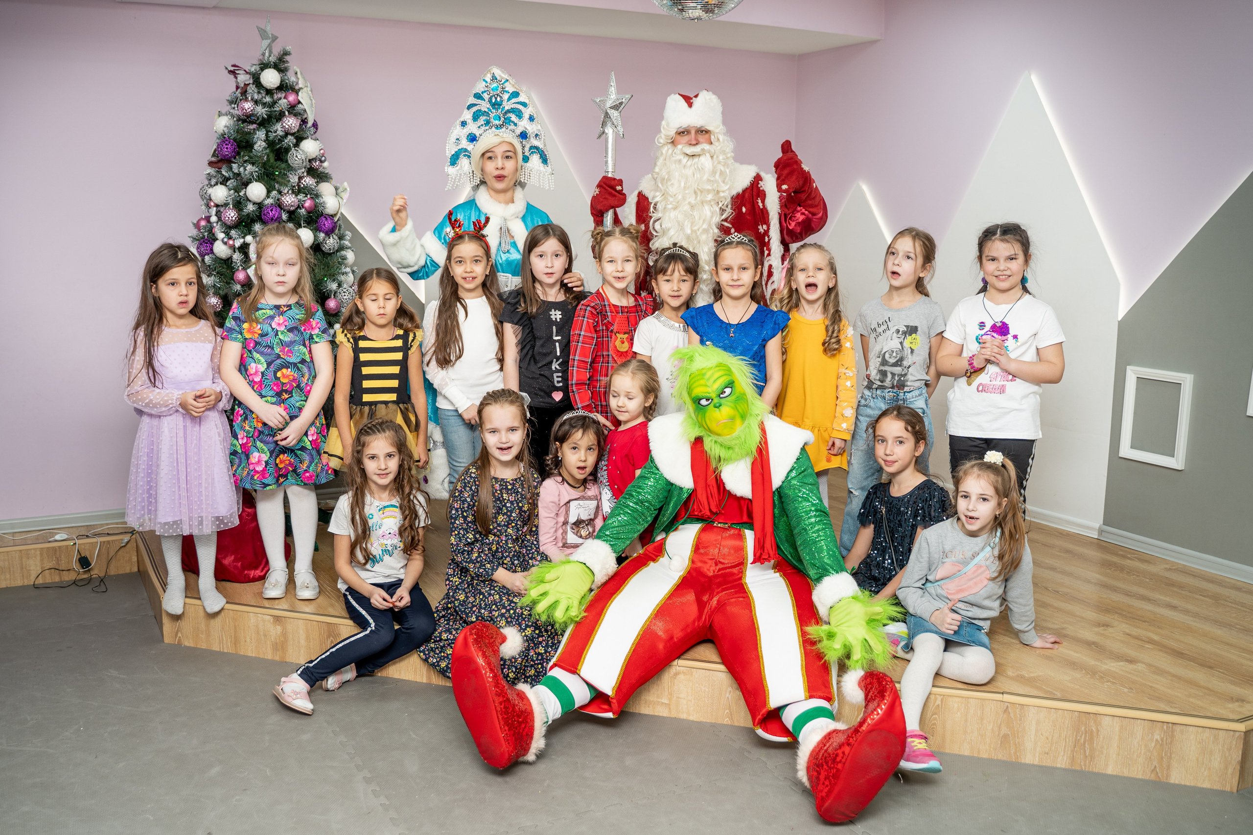 1 гимназия Новогодний утренник. Свадебный и репортажный фотограф в Уфе| Осетрова Ольга