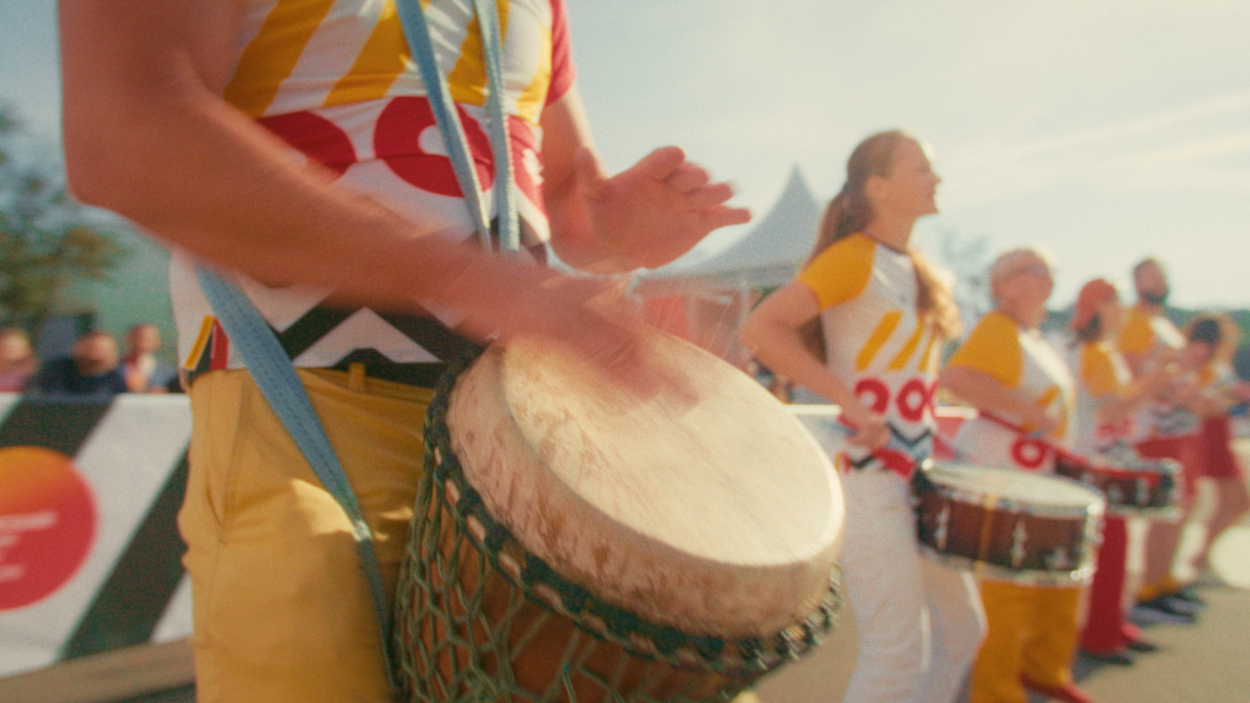 Документальный фильм Бегом по России, люди с неограниченными возможностями. Цветокоррекция кино, рекламы и клипов. В Алматы и по всему миру. Юрий Косяков