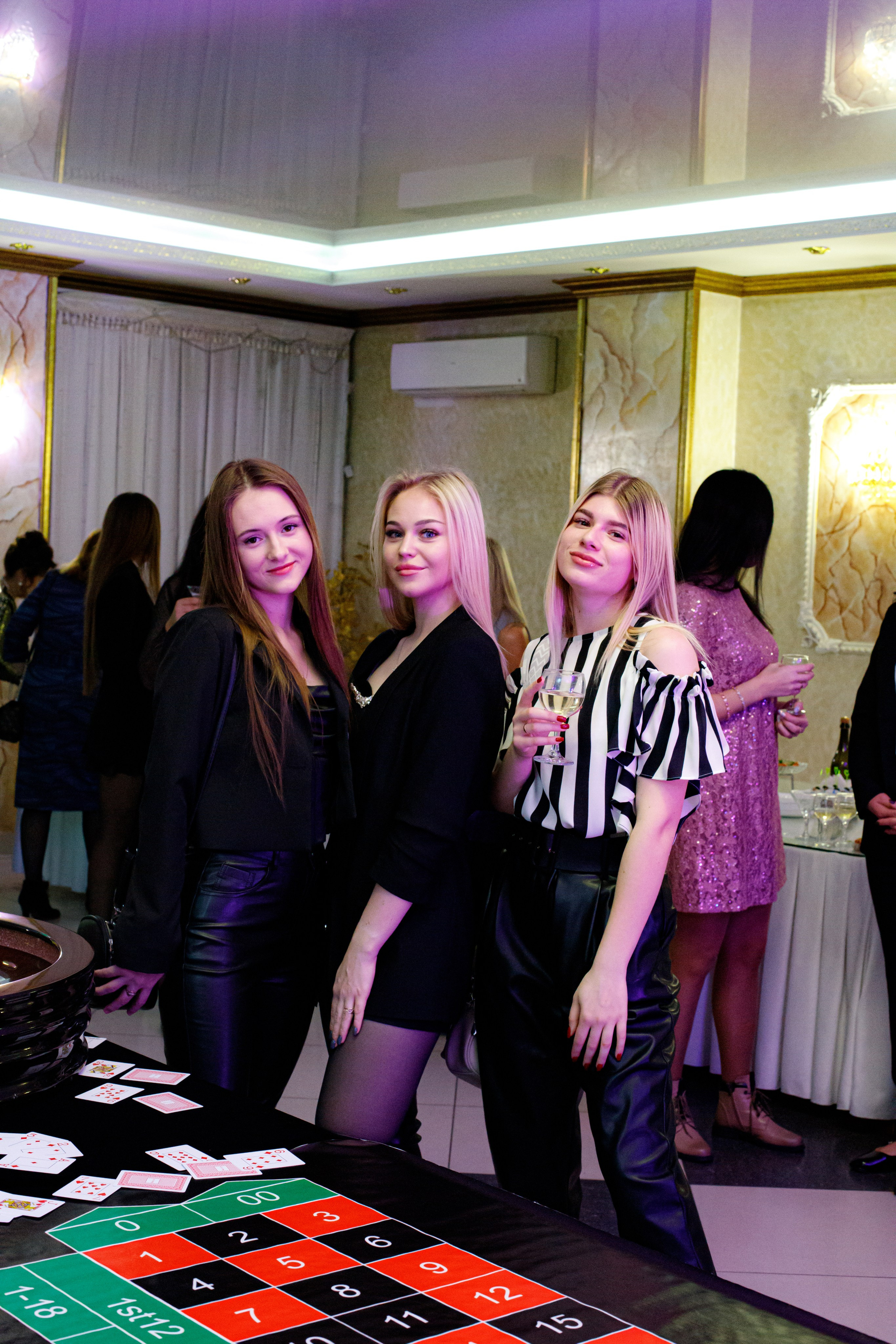 ELOSMED. Photokarish