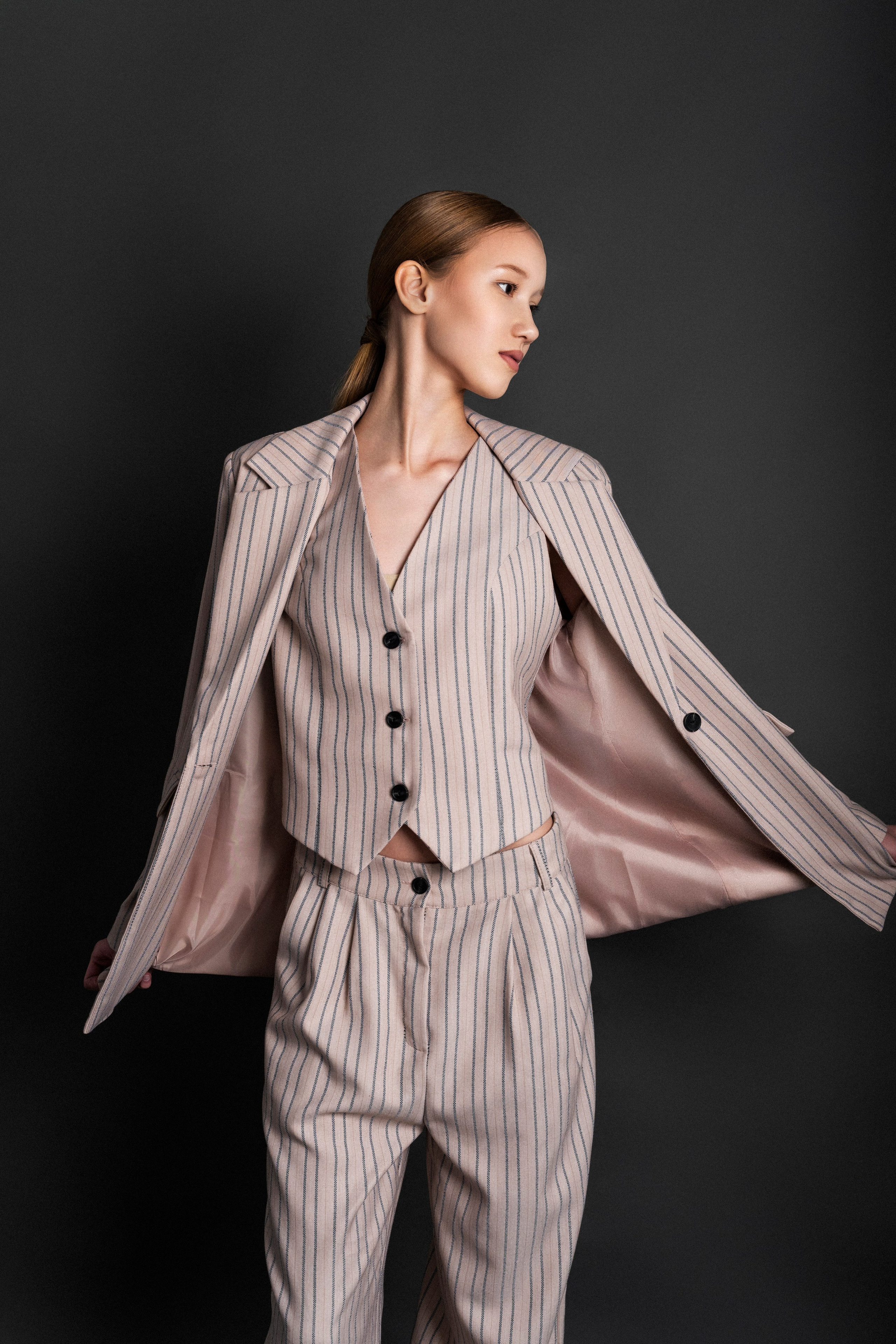 Каталог KHANOVA FASHION. Фотограф Сургут | Анна Мальцева