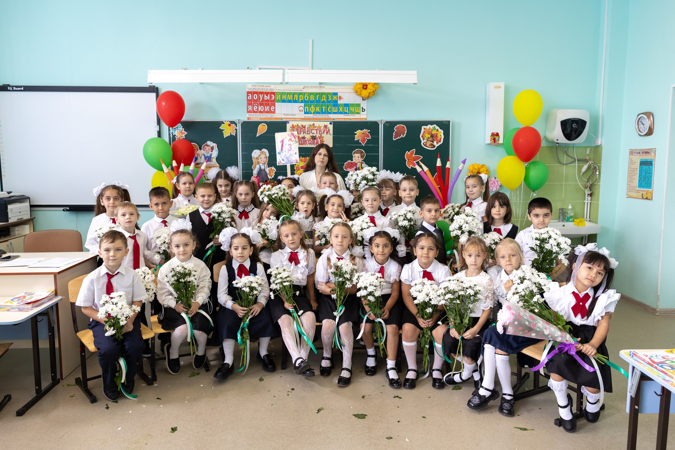 Школа № 61 им. Лавриненко, 1-е сентября | Фото. Фото и видеосъемка любых мероприятий в городе Краснодаре и Краснодарском крае. Щеколдин Антон