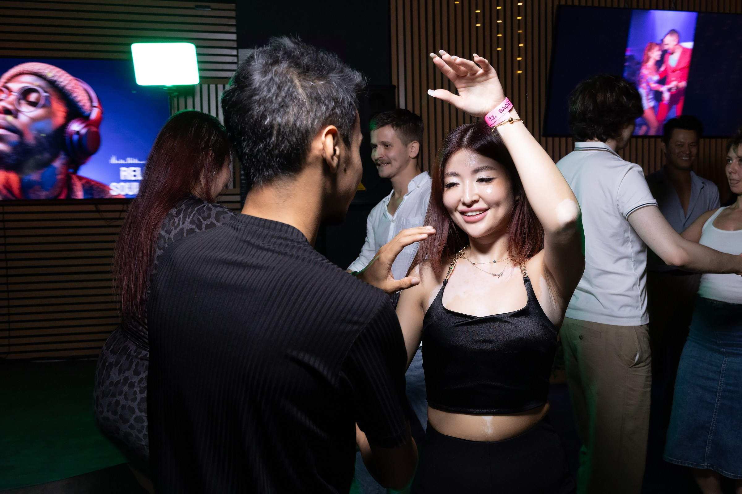 Bachata party by One Flick. Репортажный фотограф в Алматы Каюпов Сержан