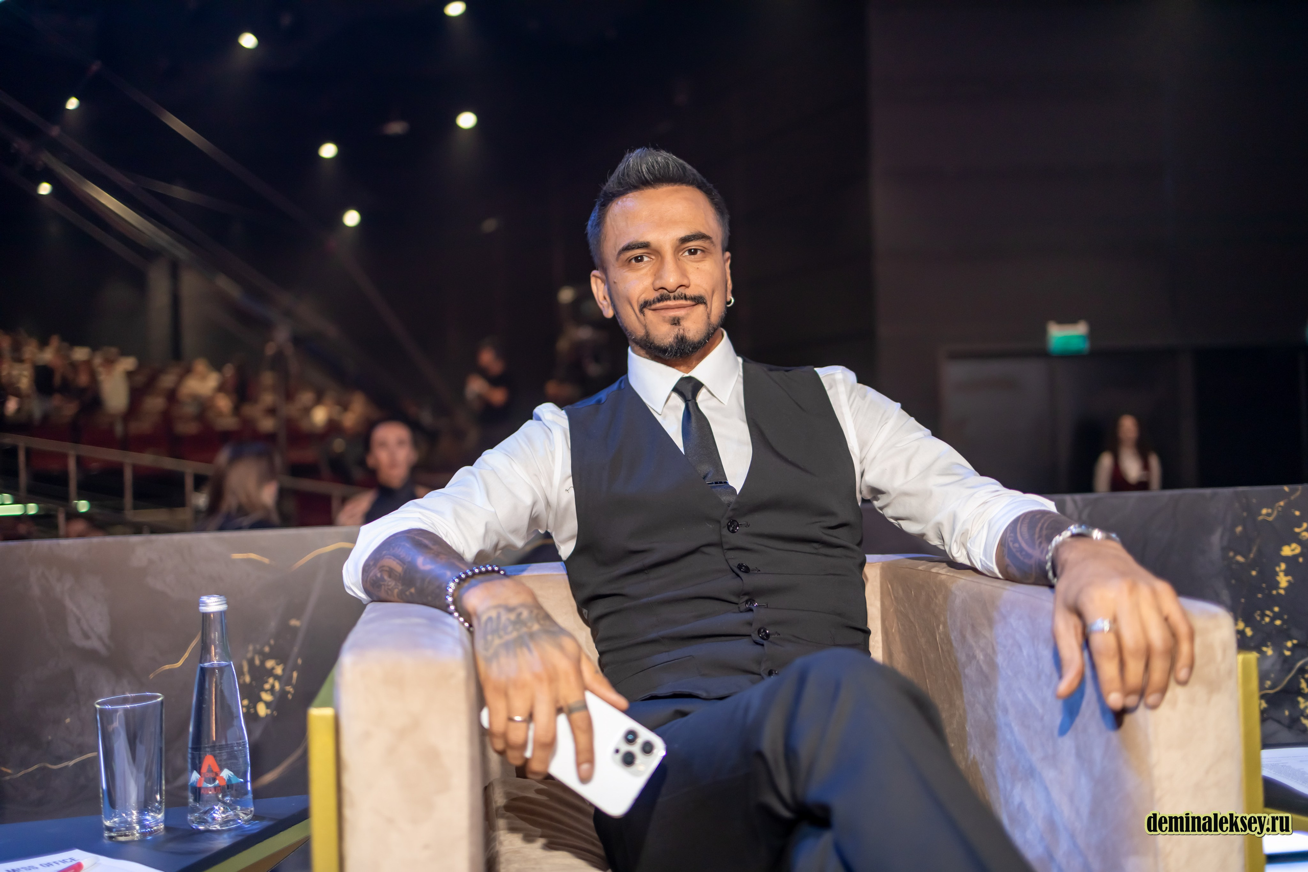 Мисс офис 2024 комус. Репортажный, семейный и студийный фотограф в Москве Демин Алексей