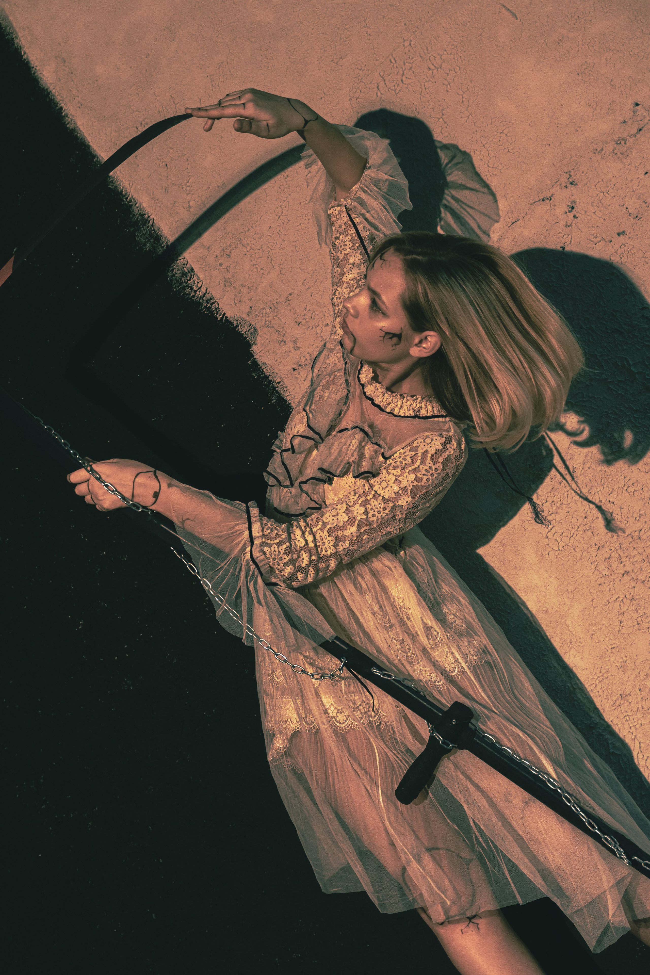 Креативная фотосессия в Ростове на Дону, съёмка марионетки на студии, красивые фотографии марионетки, Фотограф Ростов