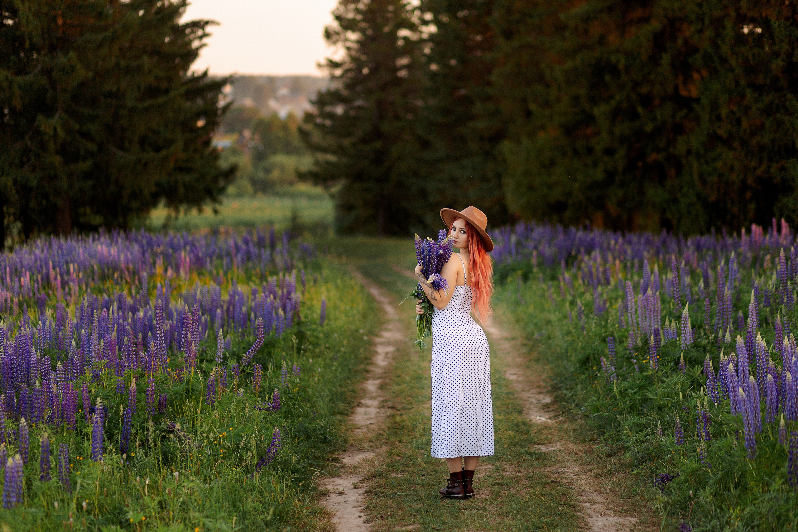 Люпиновая Фотосессия на закате. Профессиональный фотограф в Ижевске Леша Петров