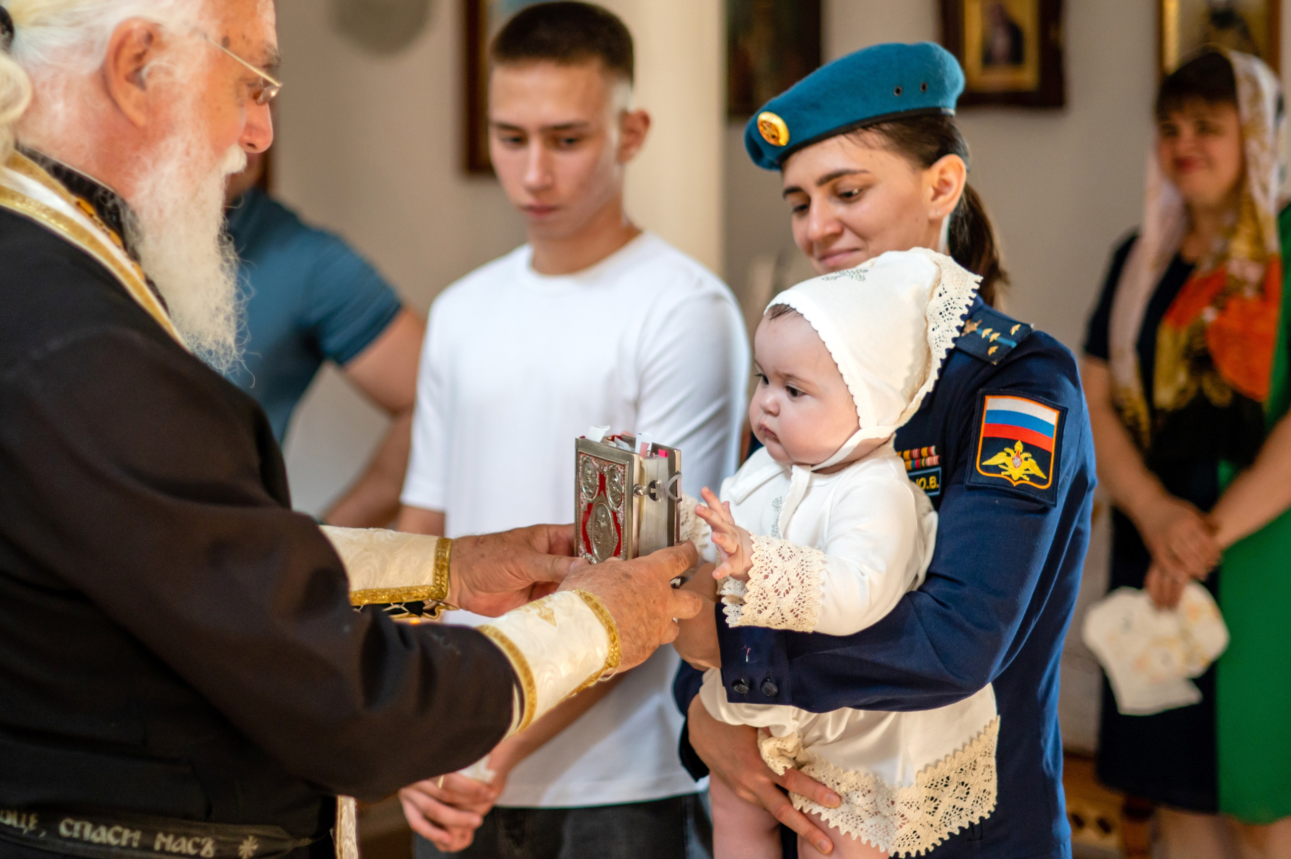 Профессиональный фотограф на церемонию крещения. Вячеслав Скрипник Фотограф Краснодар