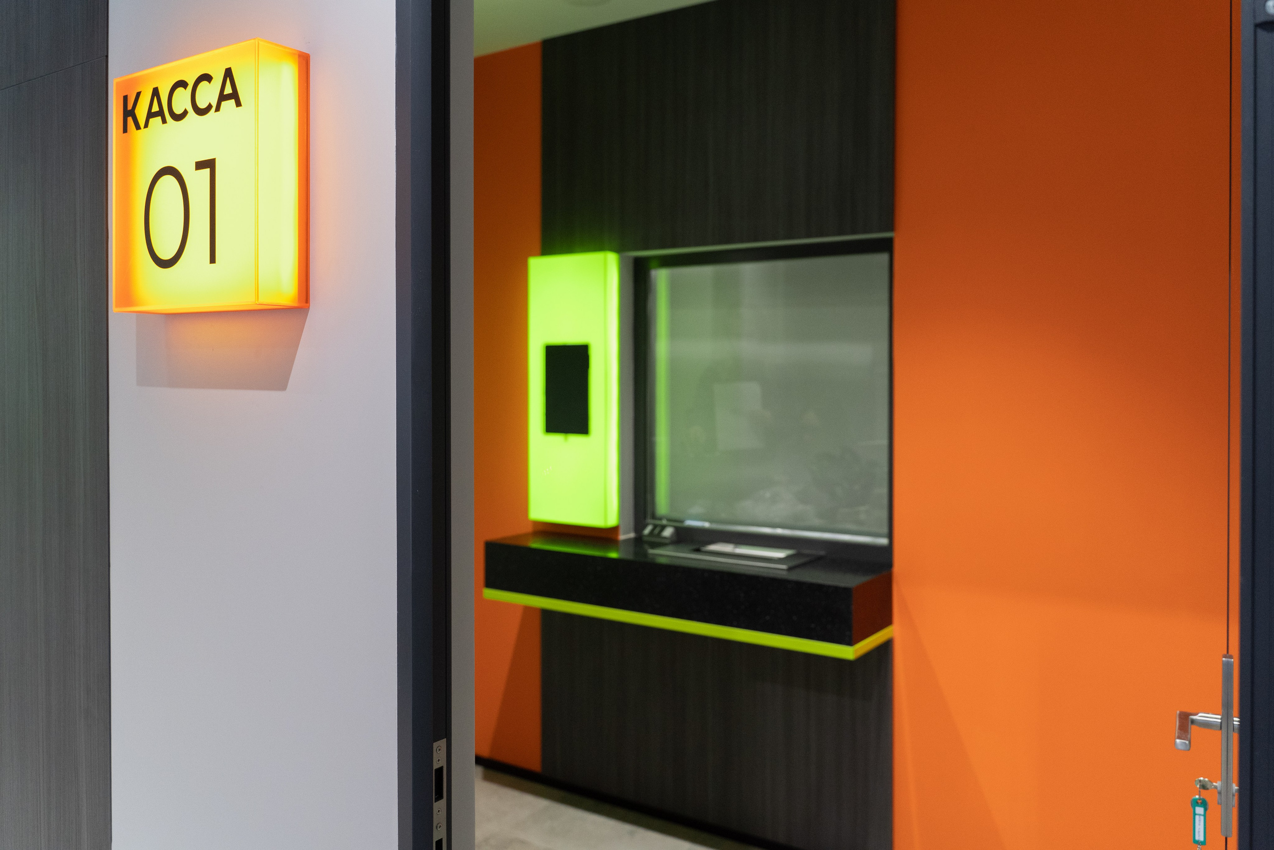 Отп Банк. Свадебный фотограф  Ростов-на-Дону Моска, Санкт — Петербург