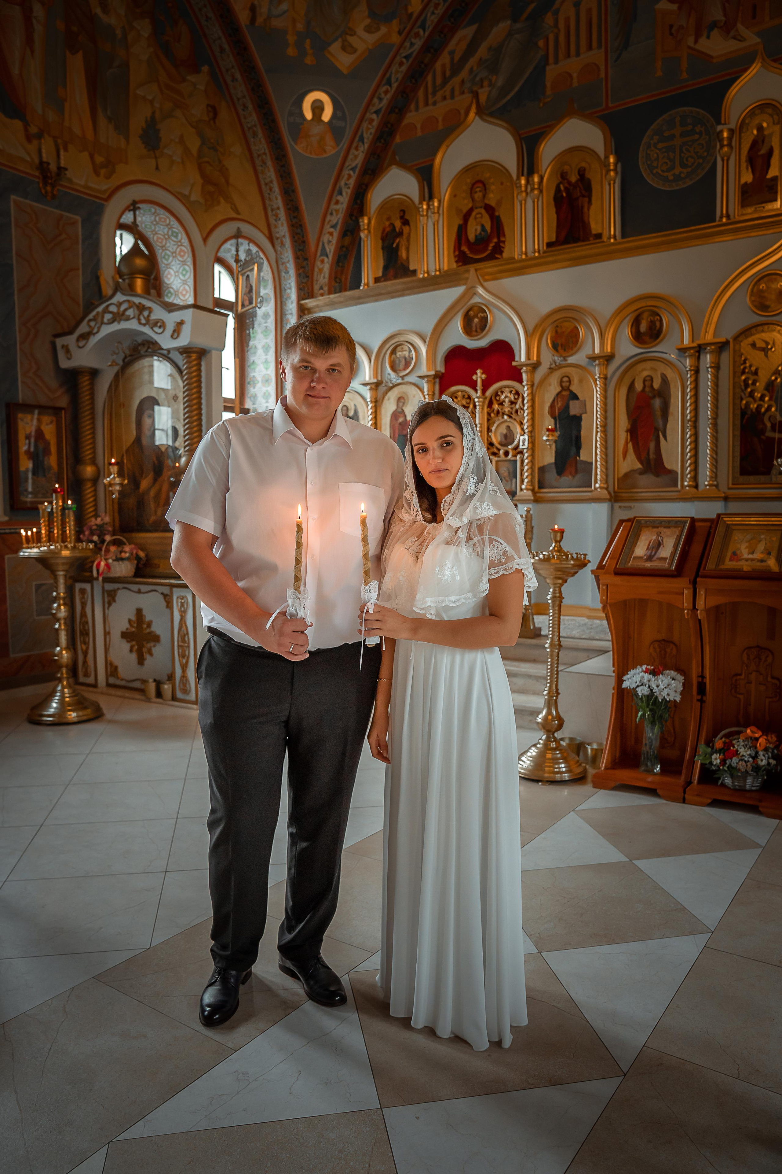 Венчание Инны и Николая в Трахонеево. Фото- и видеосъёмка крещения и венчания. Фотограф на крещение Москва